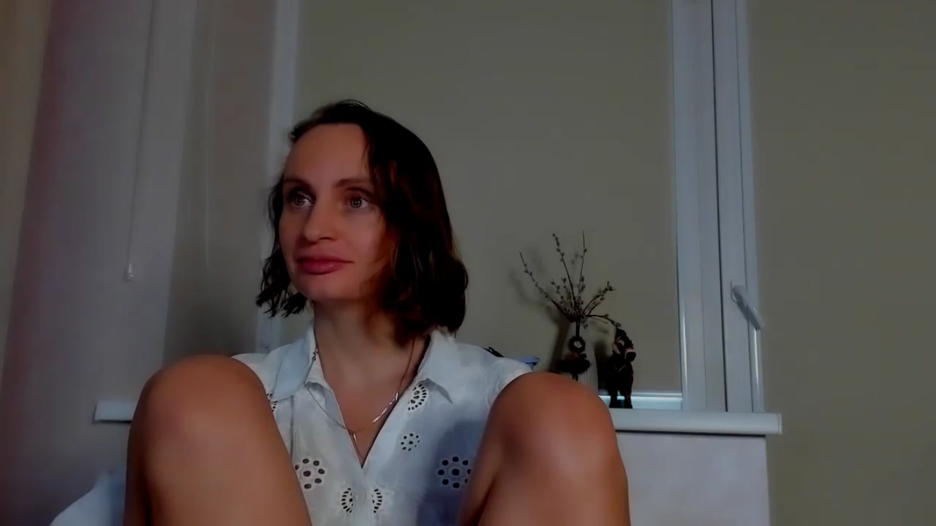 Gallery image thumbnail from Elenapre's myfreecams stream on, 03/11/2023, 08:21 image 10 of 20