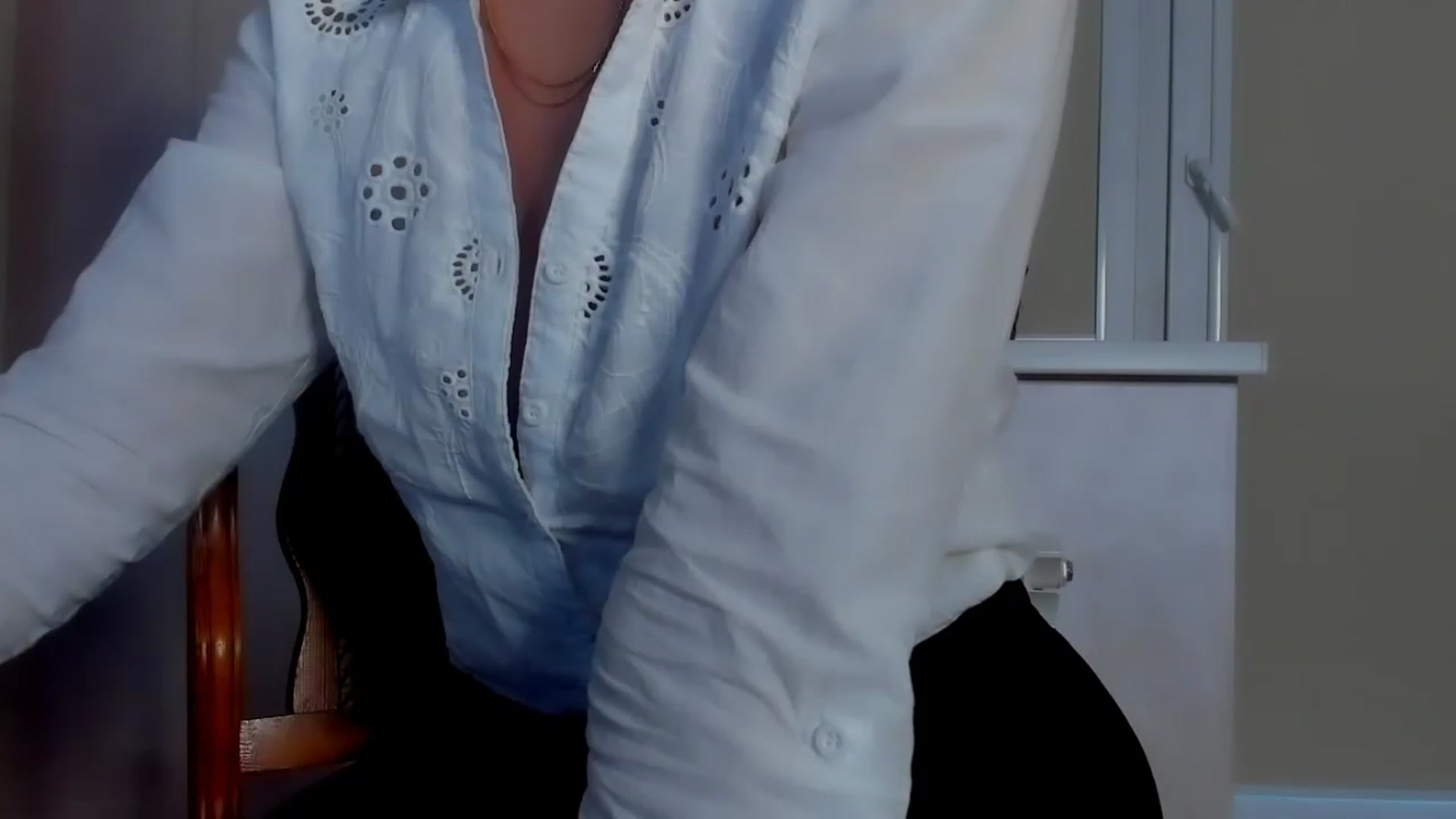 Gallery image thumbnail from Elenapre's myfreecams stream on, 03/11/2023, 11:29 image 1 of 20