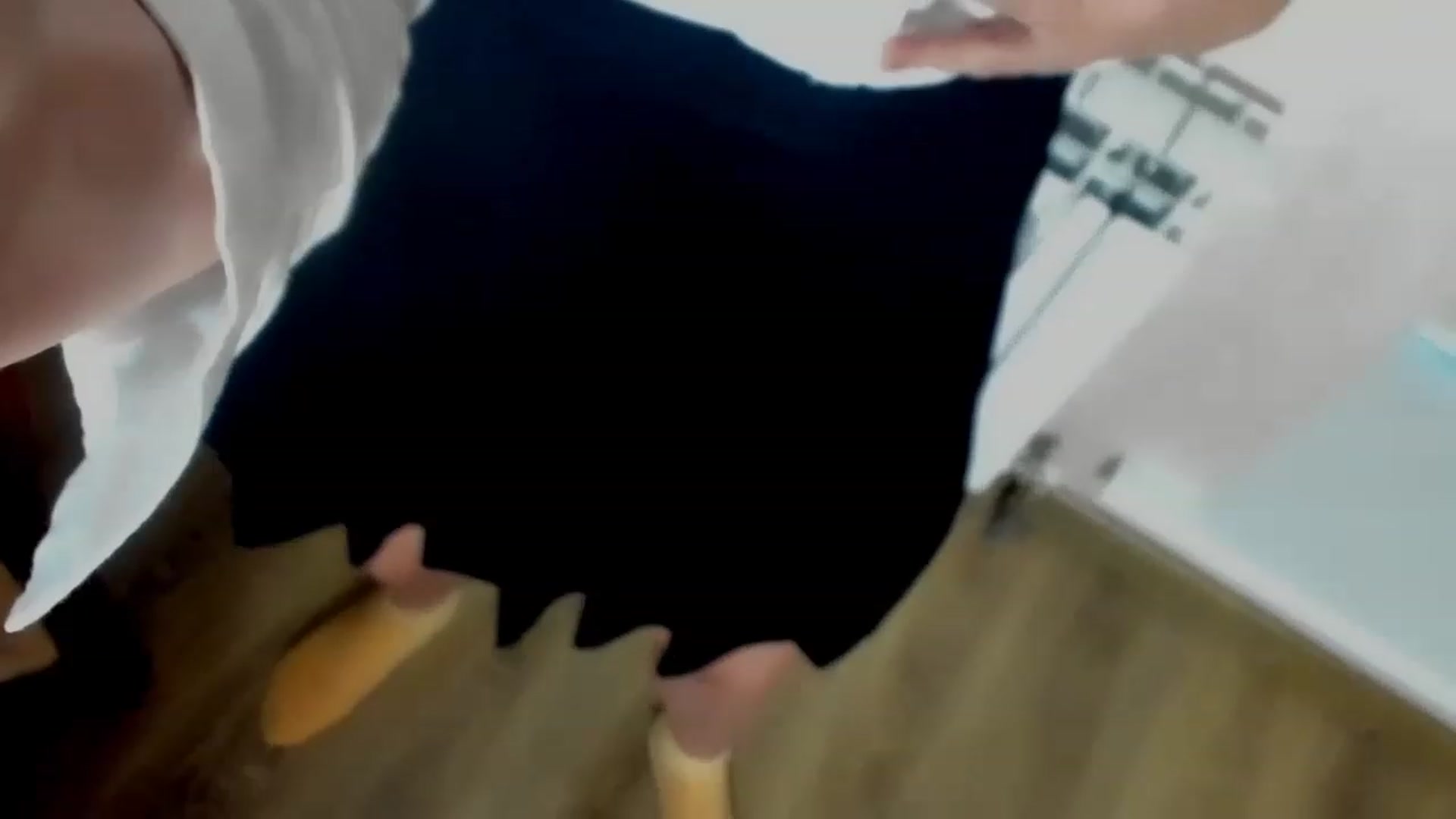 Gallery image thumbnail from Elenapre's myfreecams stream on, 03/16/2023, 09:51 image 11 of 20