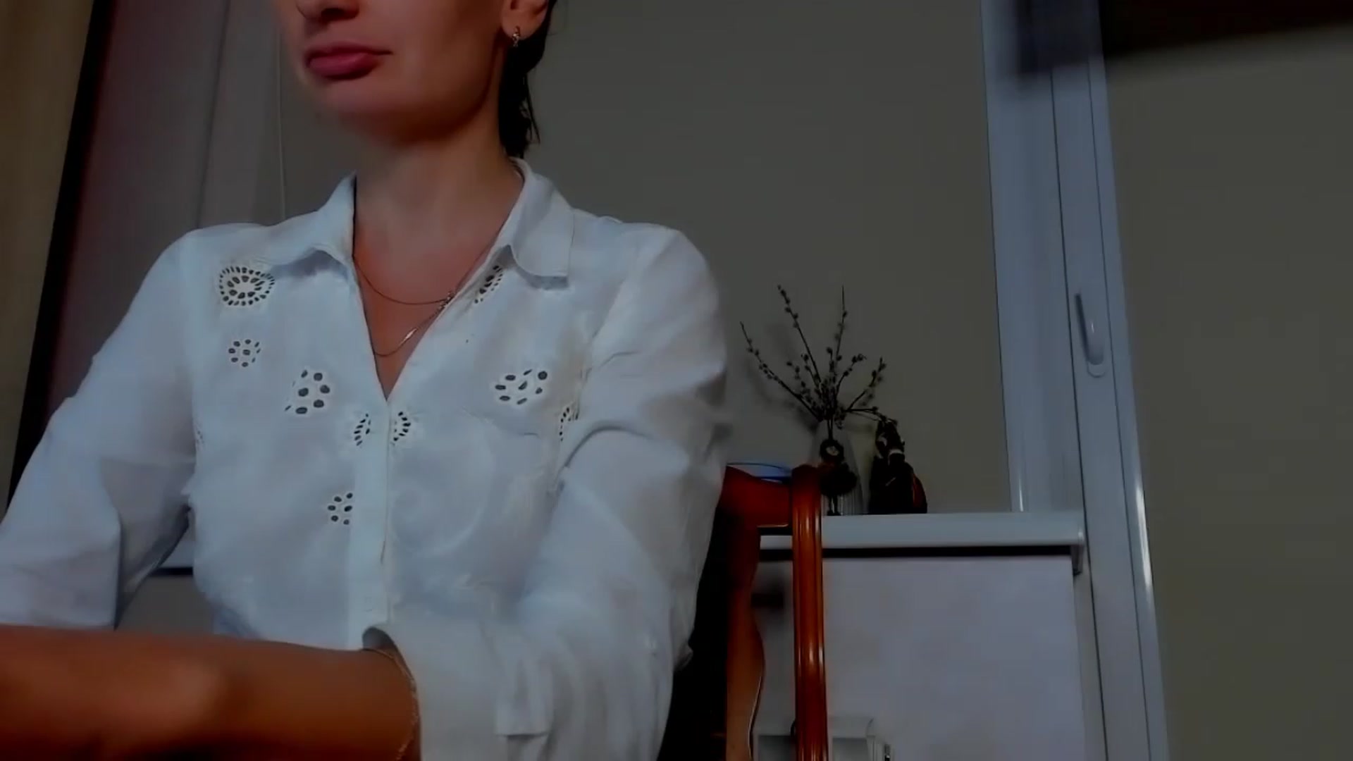 Gallery image thumbnail from Elenapre's myfreecams stream on, 03/27/2023, 10:44 image 13 of 20