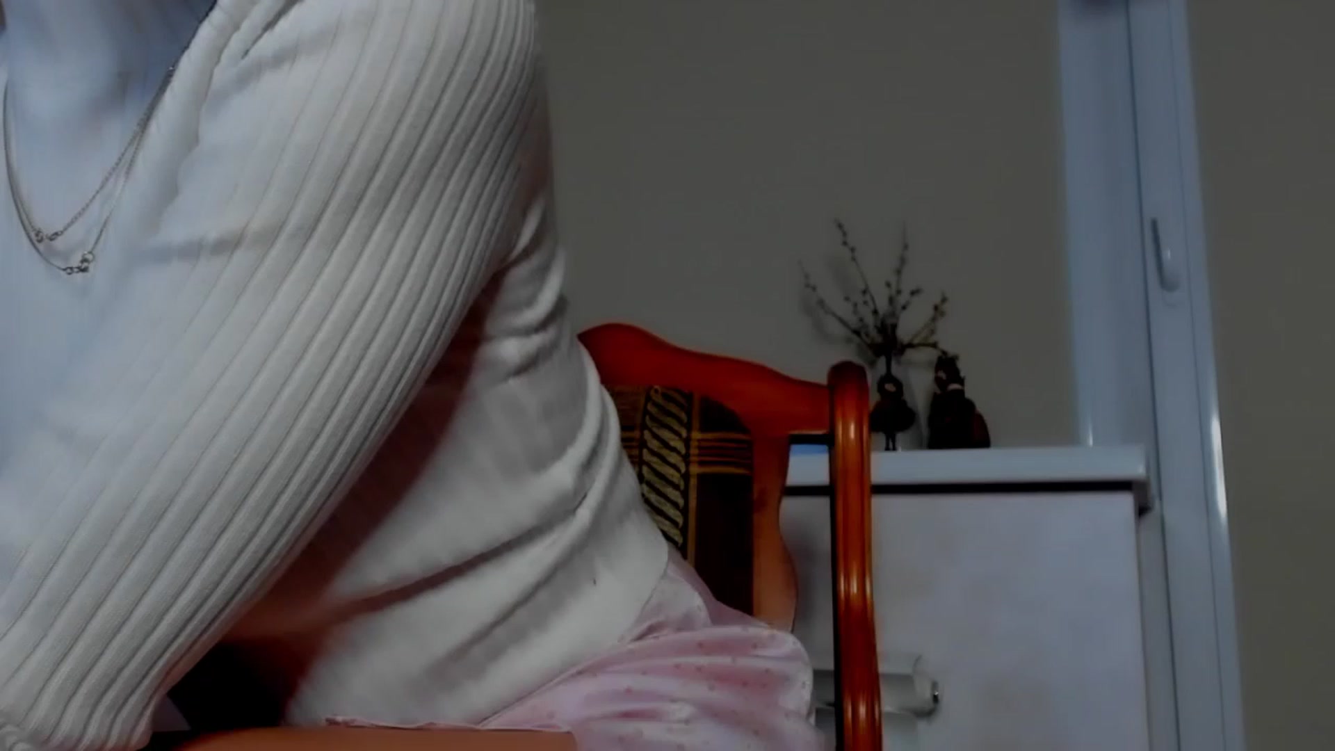 Gallery image thumbnail from Elenapre's myfreecams stream on, 03/28/2023, 11:14 image 1 of 20