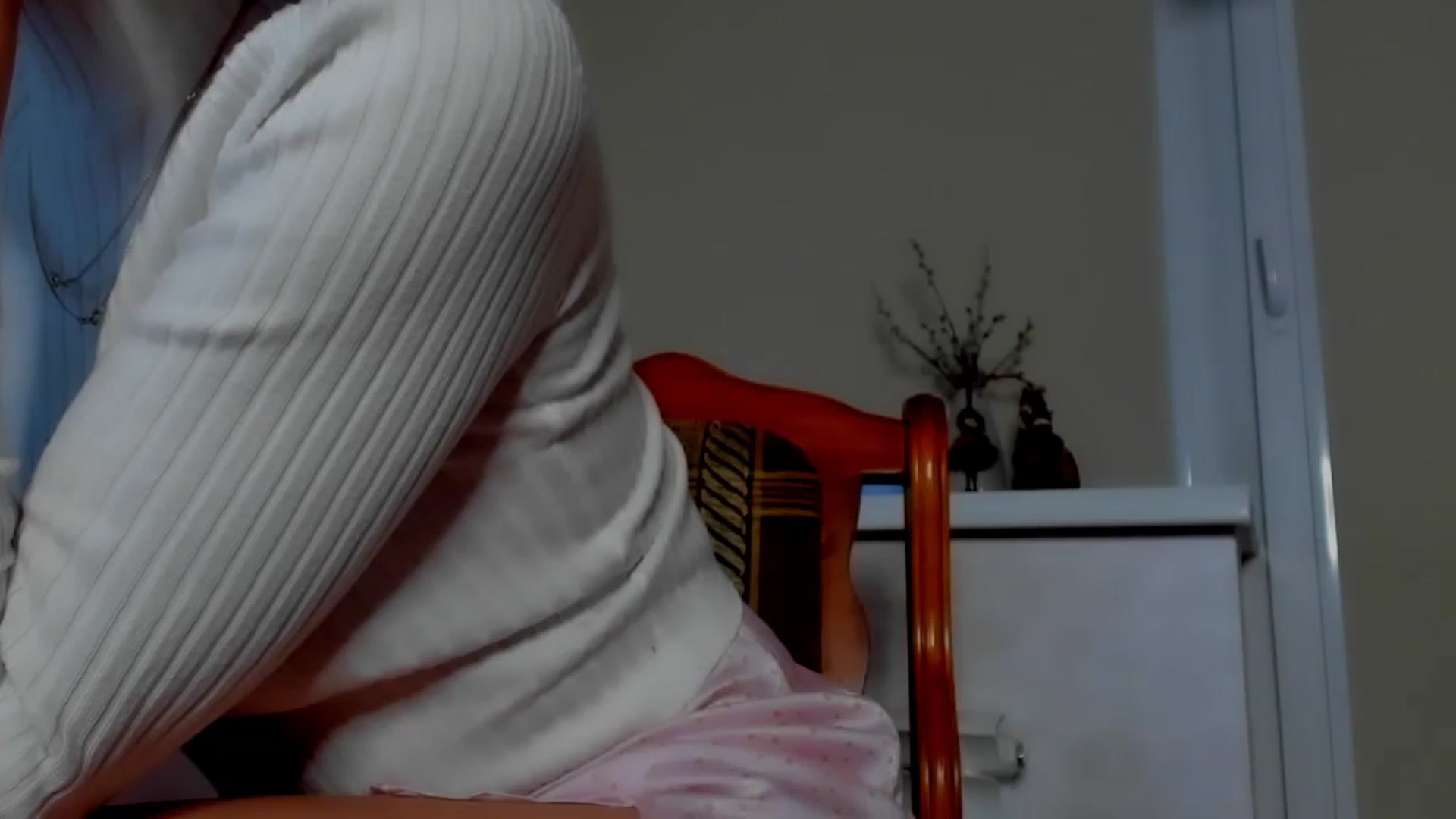 Gallery image thumbnail from Elenapre's myfreecams stream on, 03/28/2023, 11:14 image 2 of 20