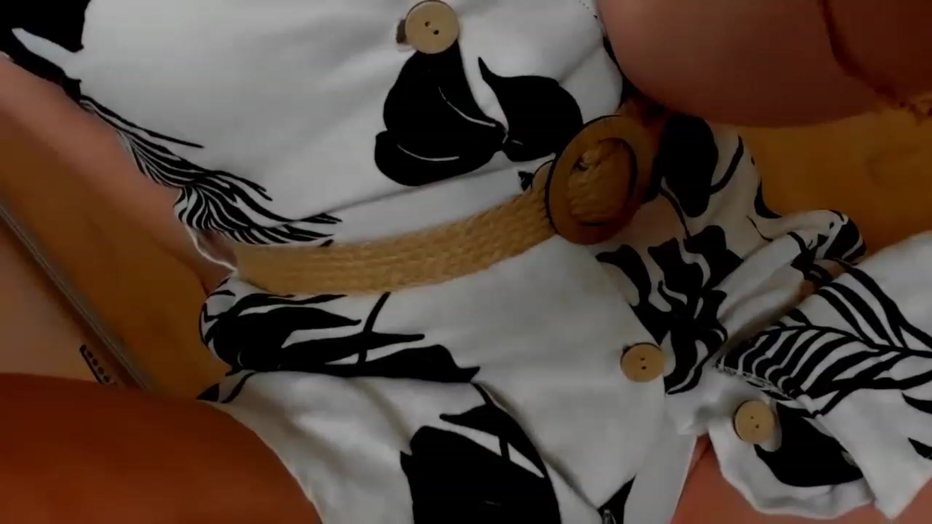 Gallery image thumbnail from Elenapre's myfreecams stream on, 04/06/2023, 11:41 image 13 of 20