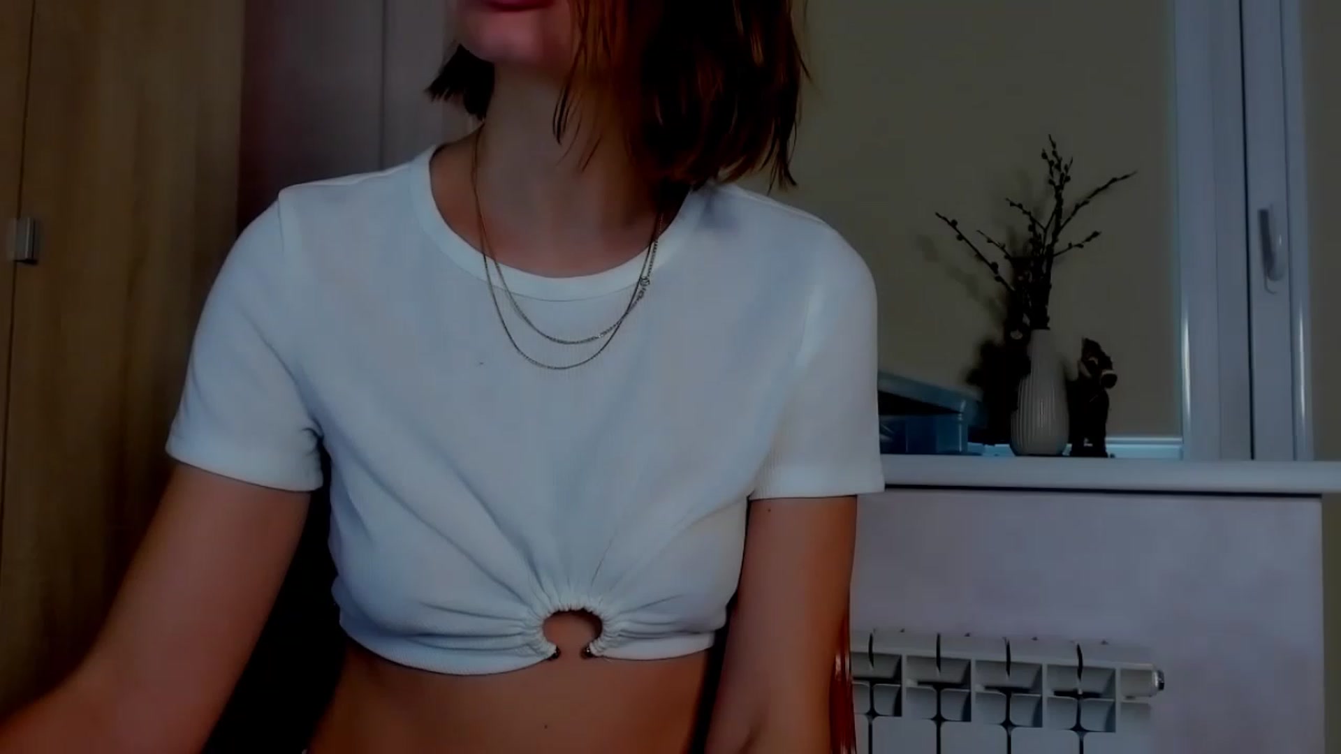 Gallery image thumbnail from Elenapre's myfreecams stream on, 04/10/2023, 07:00 image 20 of 20