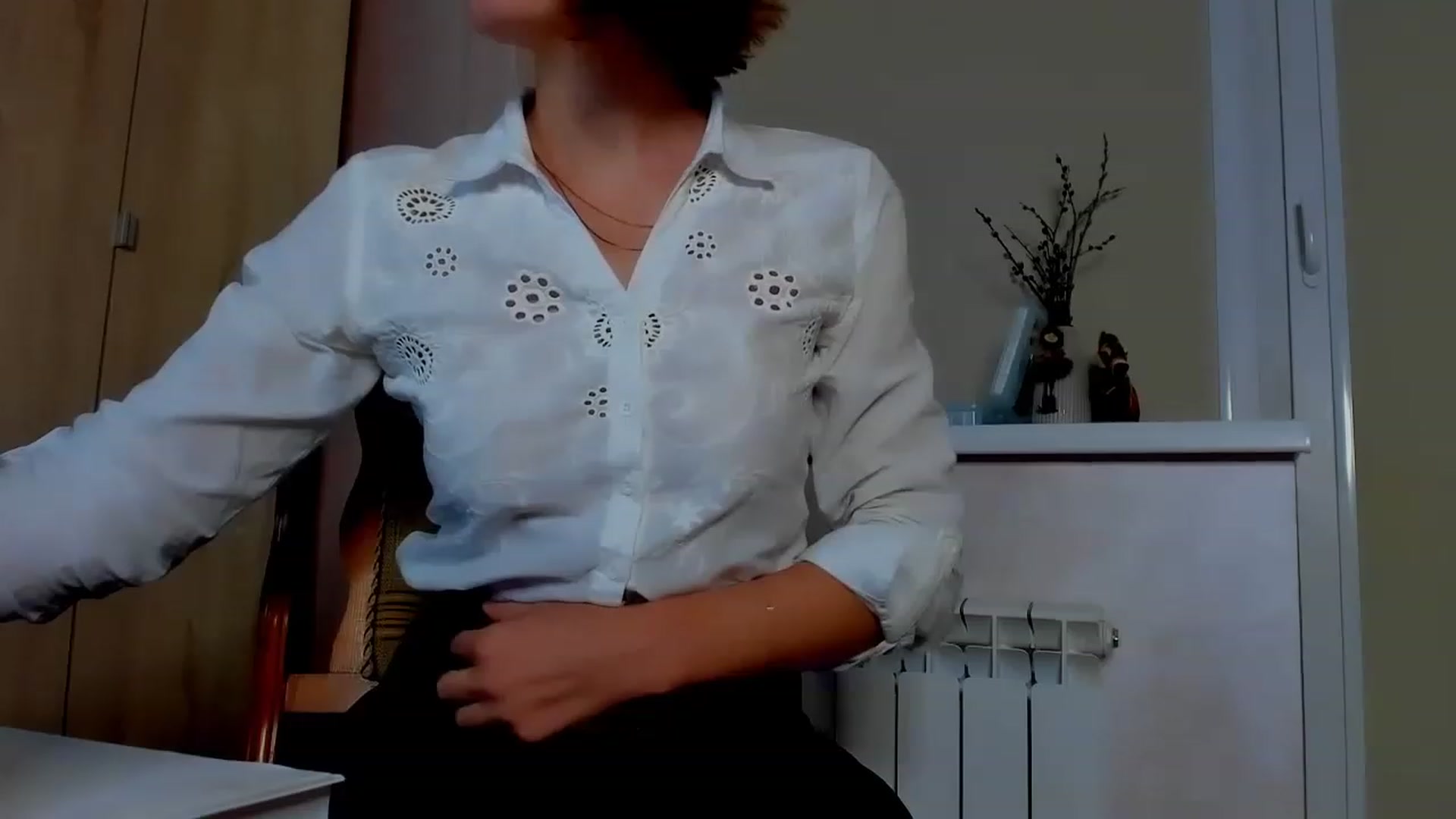 Gallery image thumbnail from Elenapre's myfreecams stream on, 04/14/2023, 06:50 image 17 of 20