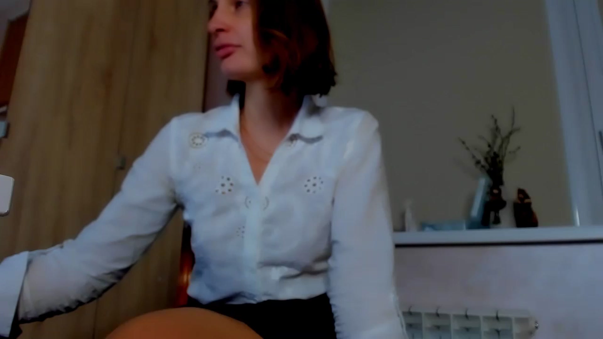 Gallery image thumbnail from Elenapre's myfreecams stream on, 04/14/2023, 06:50 image 2 of 20
