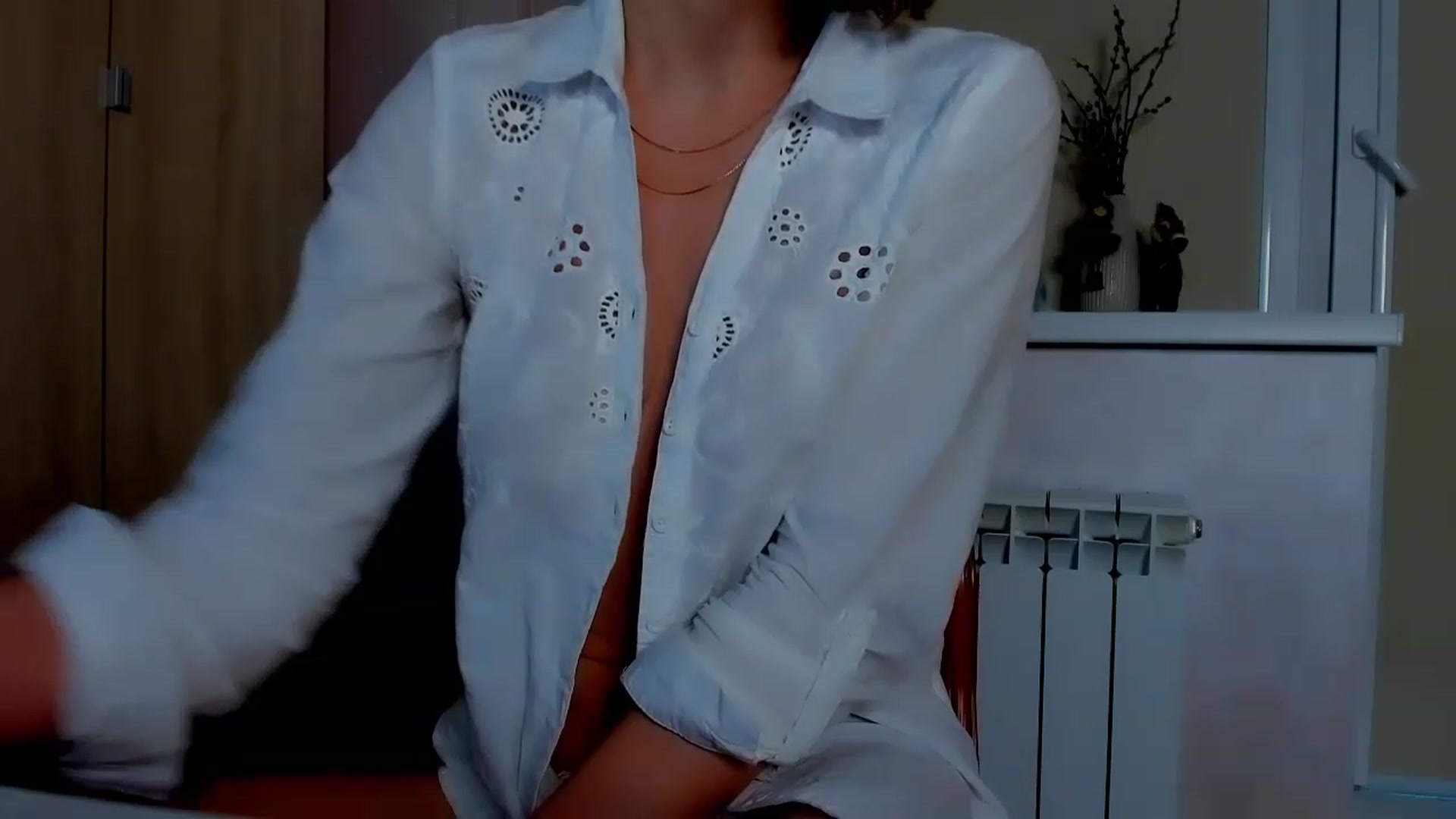 Gallery image thumbnail from Elenapre's myfreecams stream on, 04/15/2023, 10:44 image 17 of 20