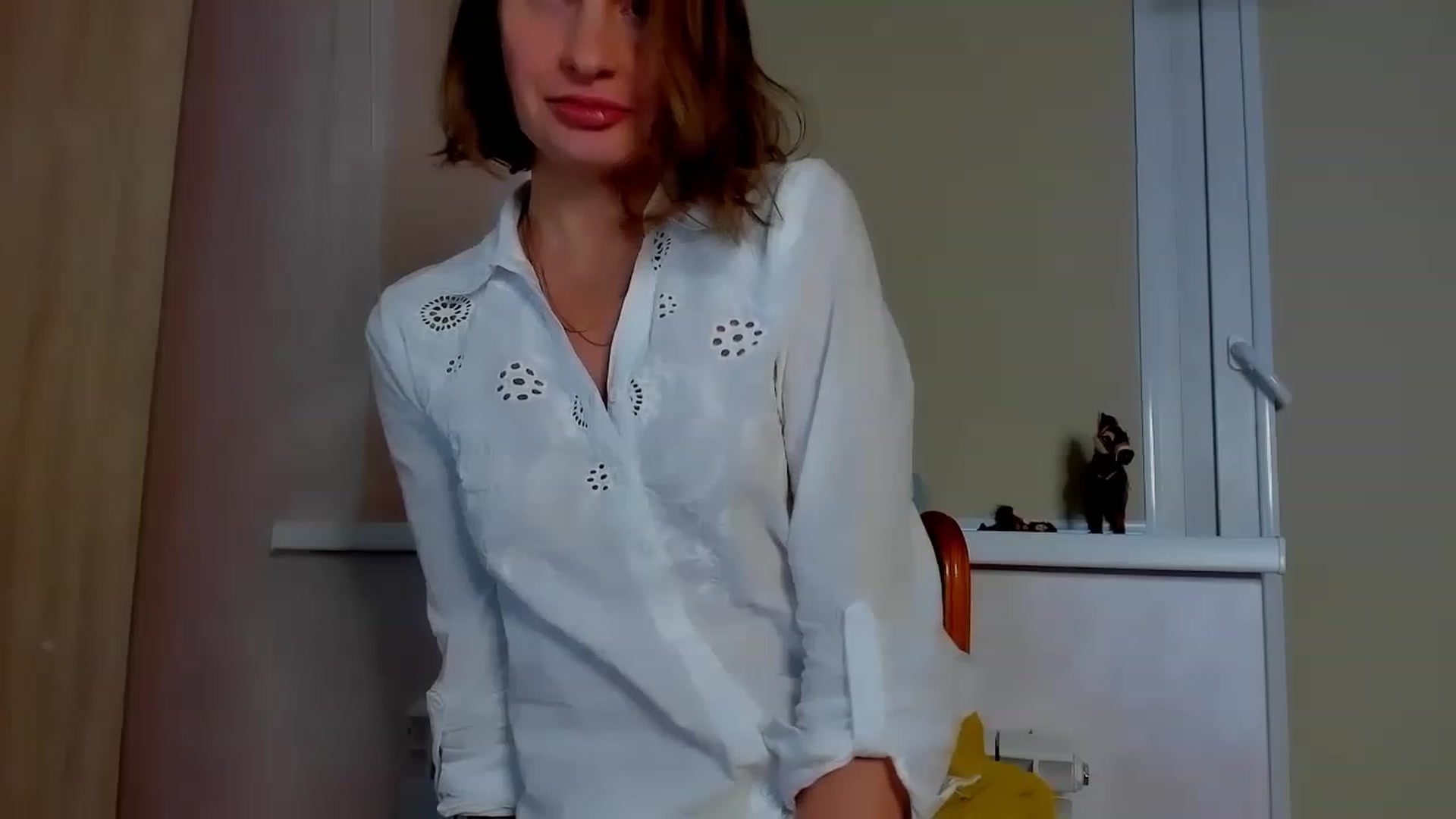 Gallery image thumbnail from Elenapre's myfreecams stream on, 04/19/2023, 12:03 image 16 of 20