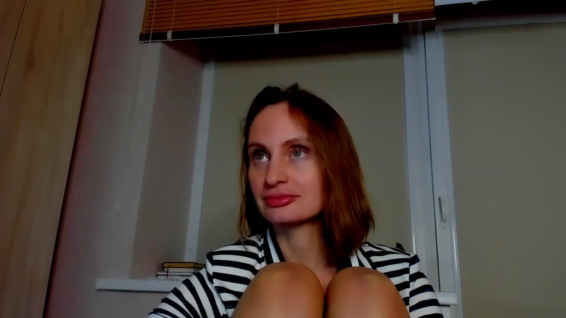 Gallery image thumbnail from Elenapre's myfreecams stream on, 04/21/2023, 09:50 image 6 of 20