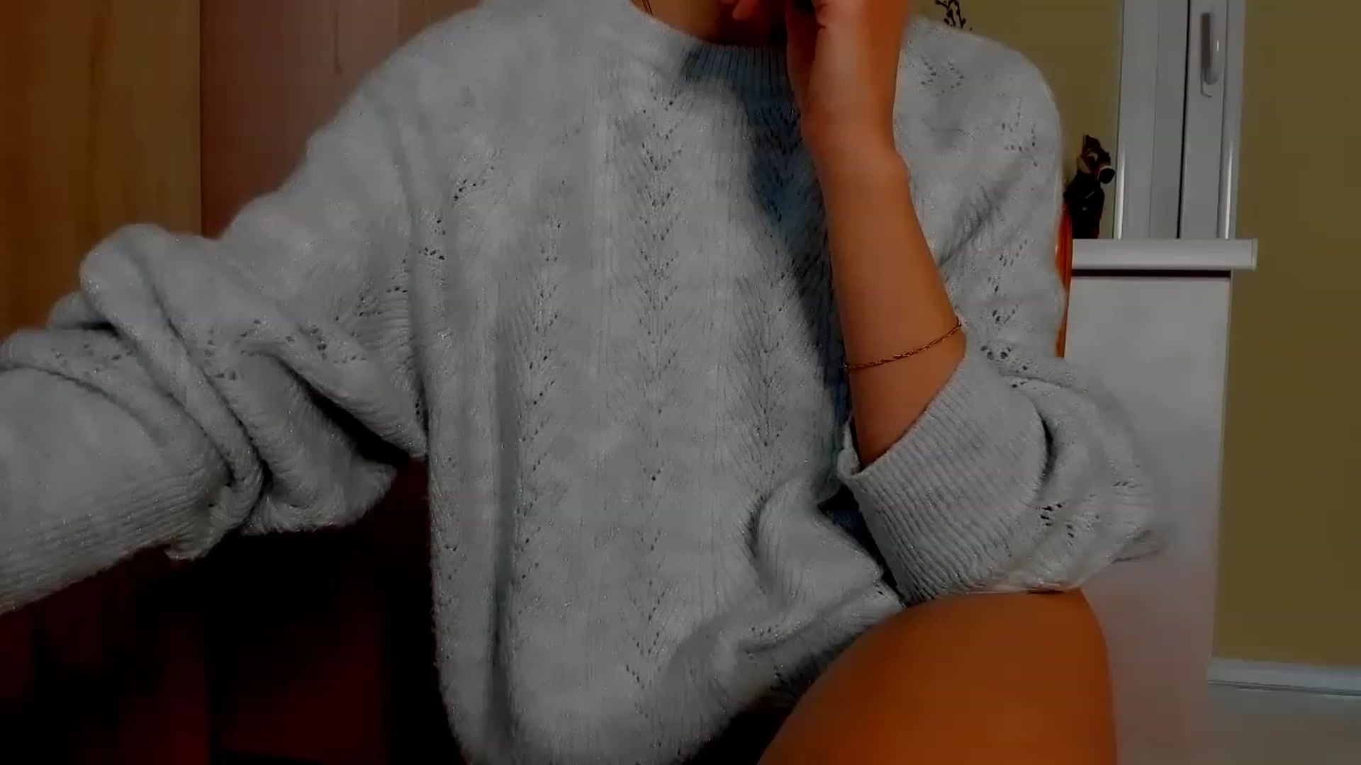 Gallery image thumbnail from Elenapre's myfreecams stream on, 04/25/2023, 11:40 image 3 of 20