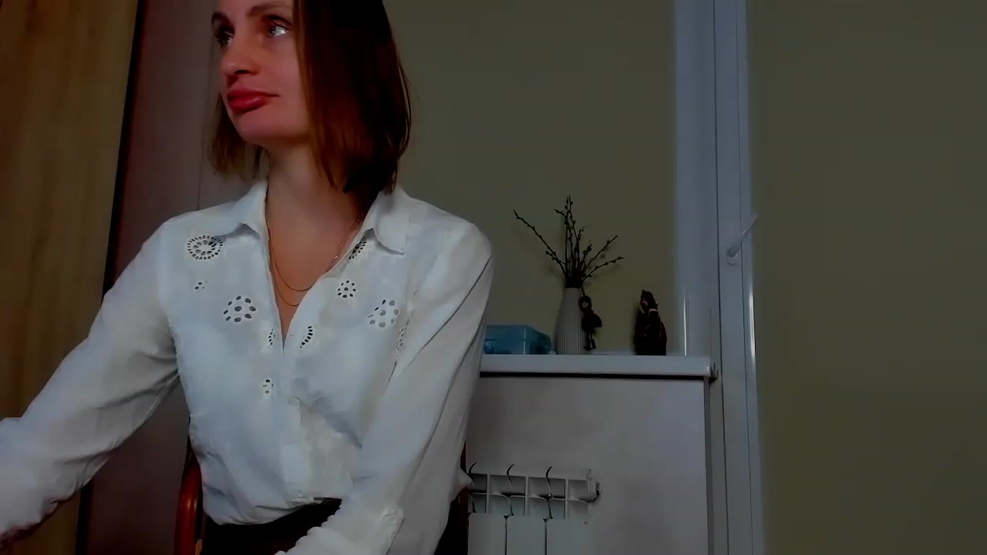 Gallery image thumbnail from Elenapre's myfreecams stream on, 04/27/2023, 06:05 image 12 of 20