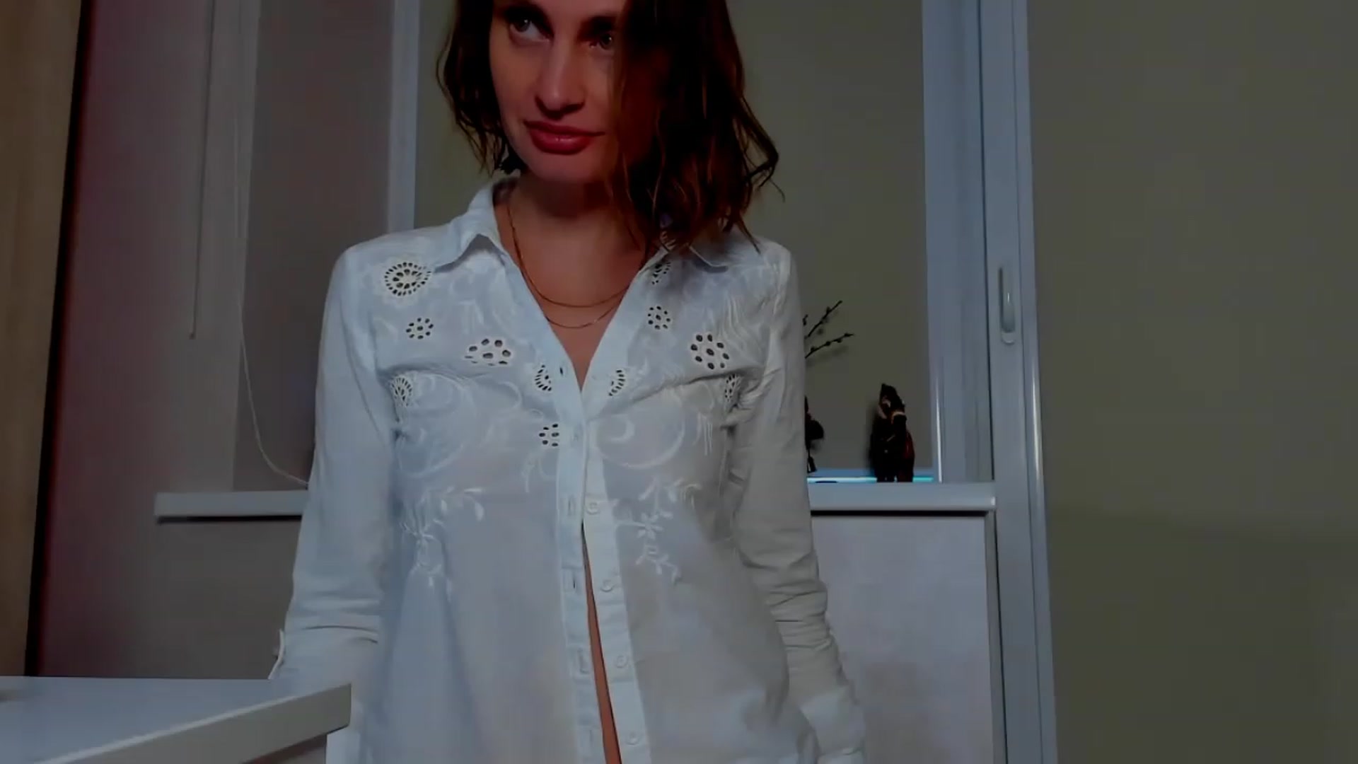 Gallery image thumbnail from Elenapre's myfreecams stream on, 04/29/2023, 08:38 image 16 of 20