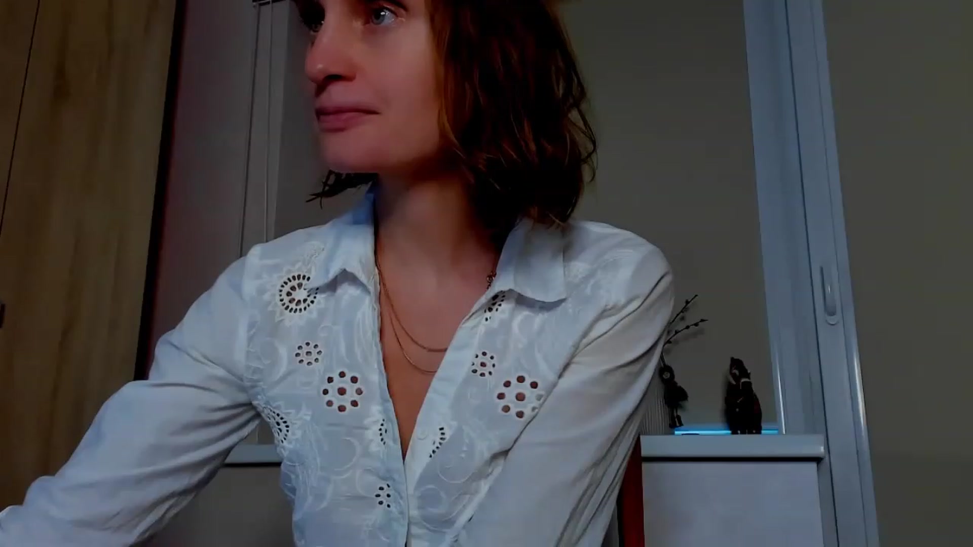 Gallery image thumbnail from Elenapre's myfreecams stream on, 04/29/2023, 08:38 image 10 of 20