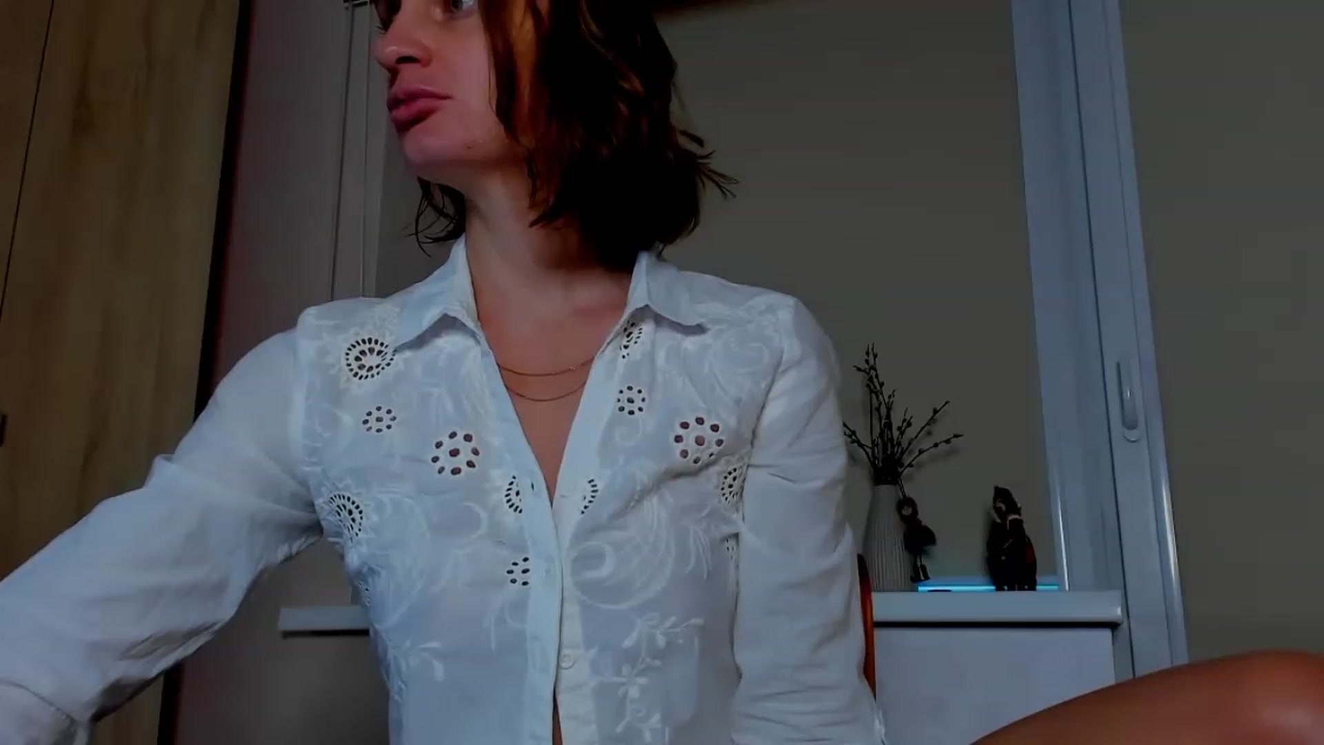 Gallery image thumbnail from Elenapre's myfreecams stream on, 04/29/2023, 08:38 image 5 of 20