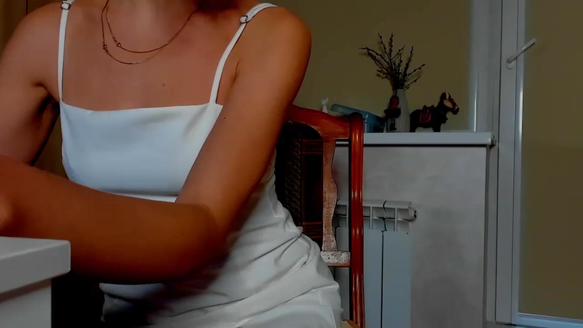 Gallery image thumbnail from Elenapre's myfreecams stream on, 05/05/2023, 05:43 image 6 of 20