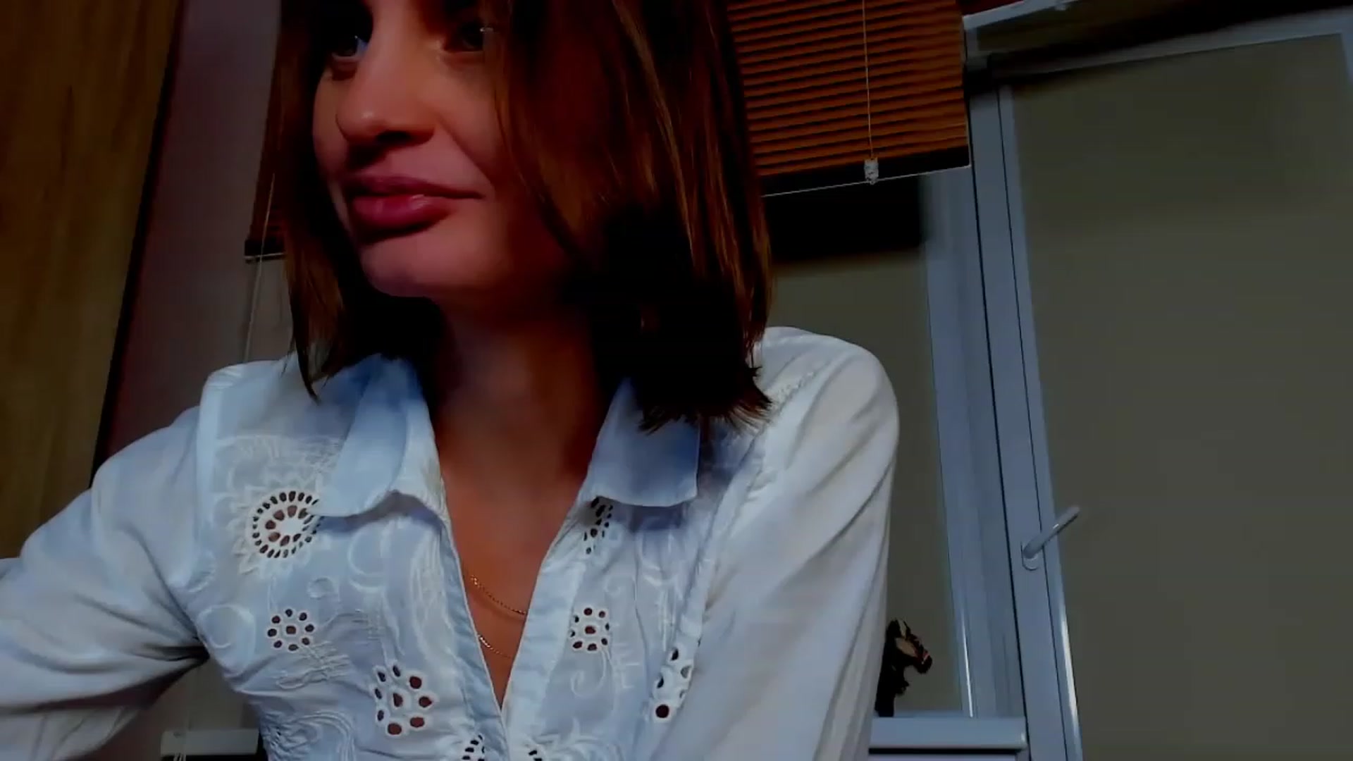 Gallery image thumbnail from Elenapre's myfreecams stream on, 05/05/2023, 10:05 image 2 of 20