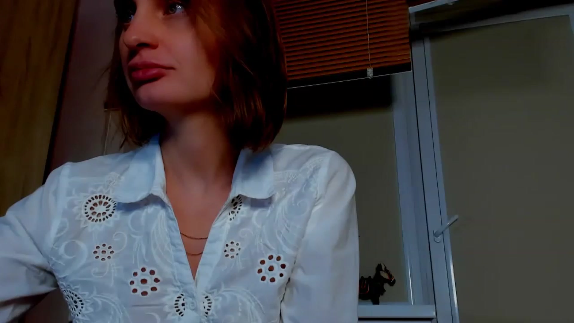 Gallery image thumbnail from Elenapre's myfreecams stream on, 05/05/2023, 10:05 image 3 of 20