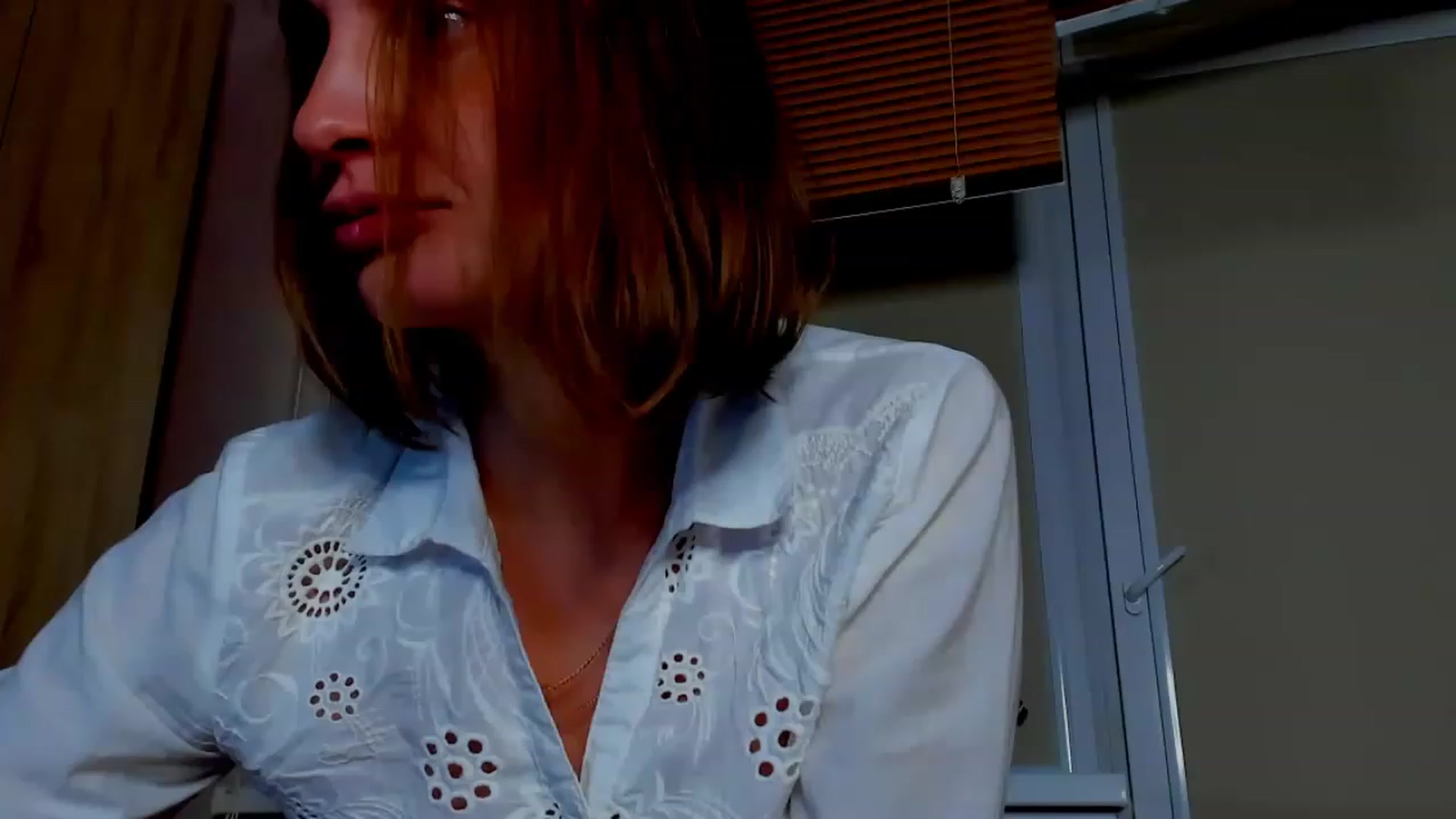 Gallery image thumbnail from Elenapre's myfreecams stream on, 05/05/2023, 10:05 image 10 of 20