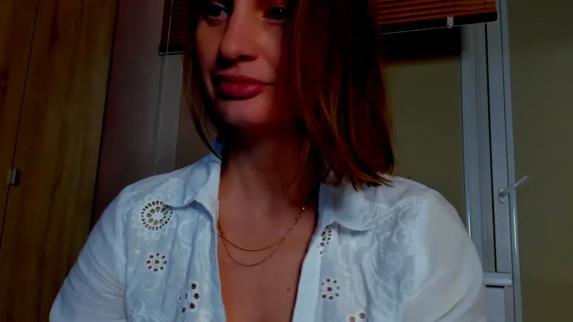 Gallery image thumbnail from Elenapre's myfreecams stream on, 05/05/2023, 11:31 image 18 of 20