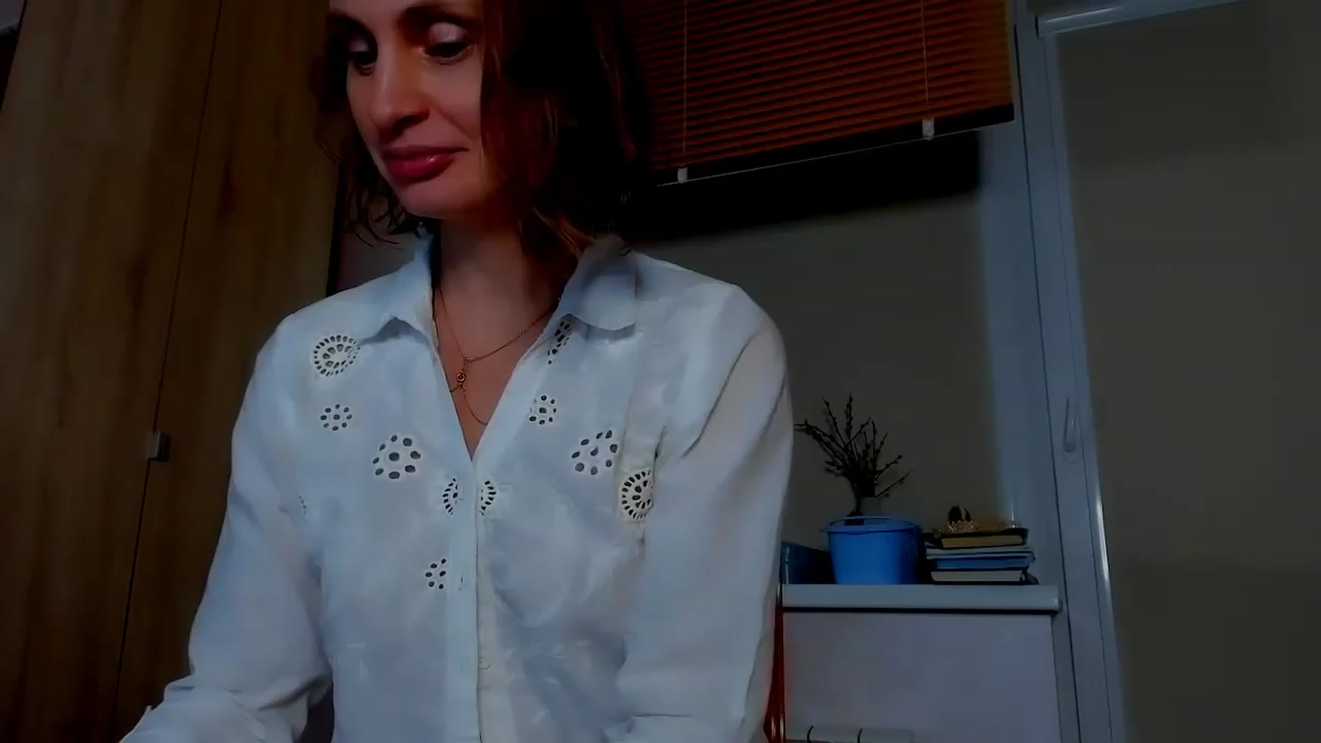 Gallery image thumbnail from Elenapre's myfreecams stream on, 05/06/2023, 07:17 image 1 of 20