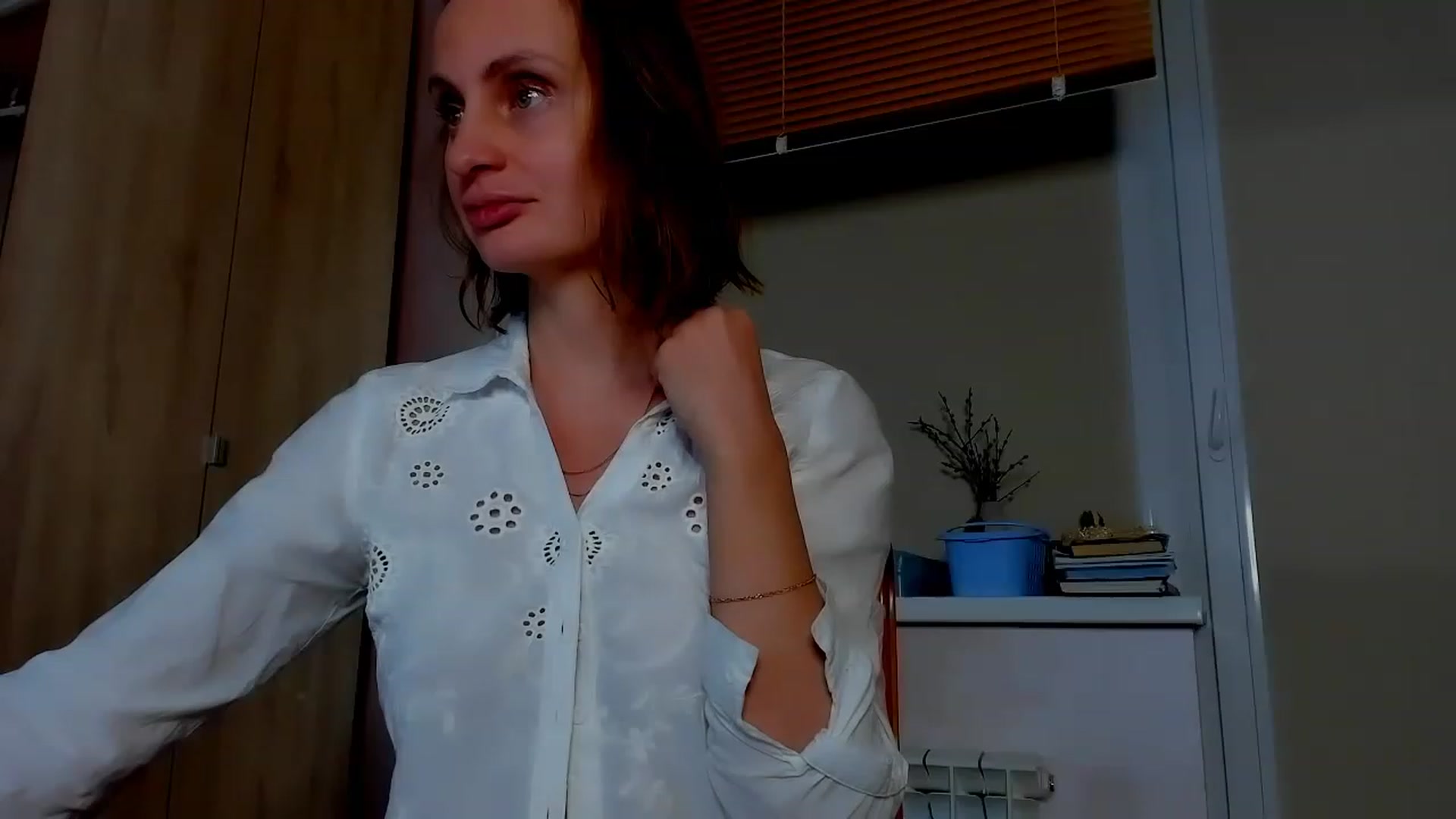 Gallery image thumbnail from Elenapre's myfreecams stream on, 05/06/2023, 08:36 image 6 of 20