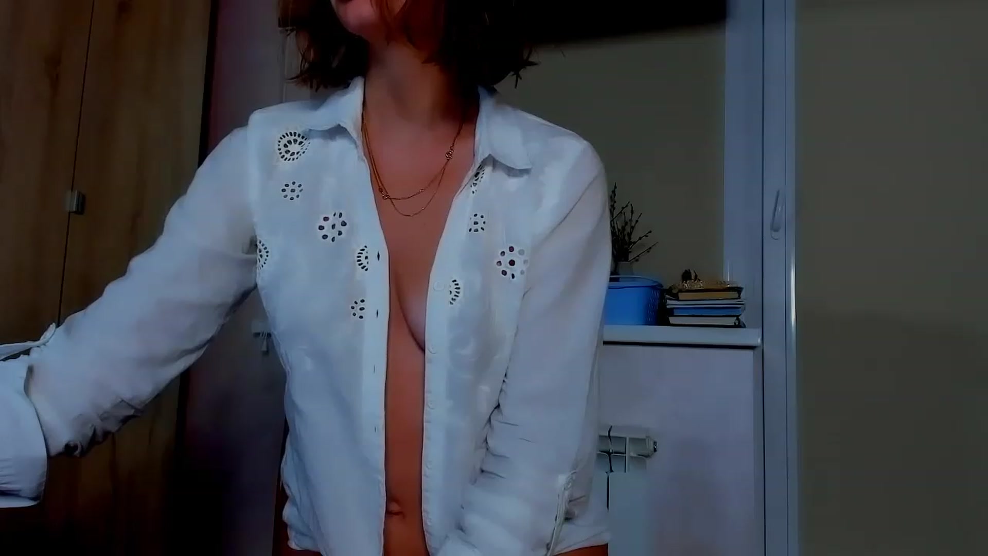 Gallery image thumbnail from Elenapre's myfreecams stream on, 05/06/2023, 10:30 image 5 of 20