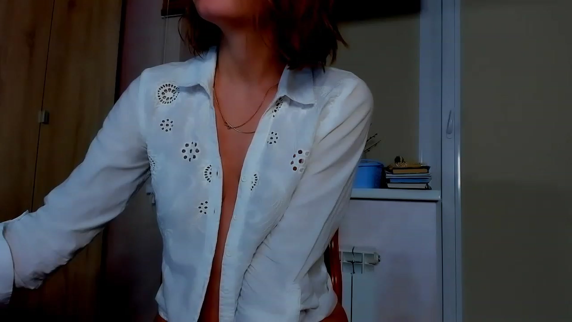 Gallery image thumbnail from Elenapre's myfreecams stream on, 05/06/2023, 10:30 image 12 of 20
