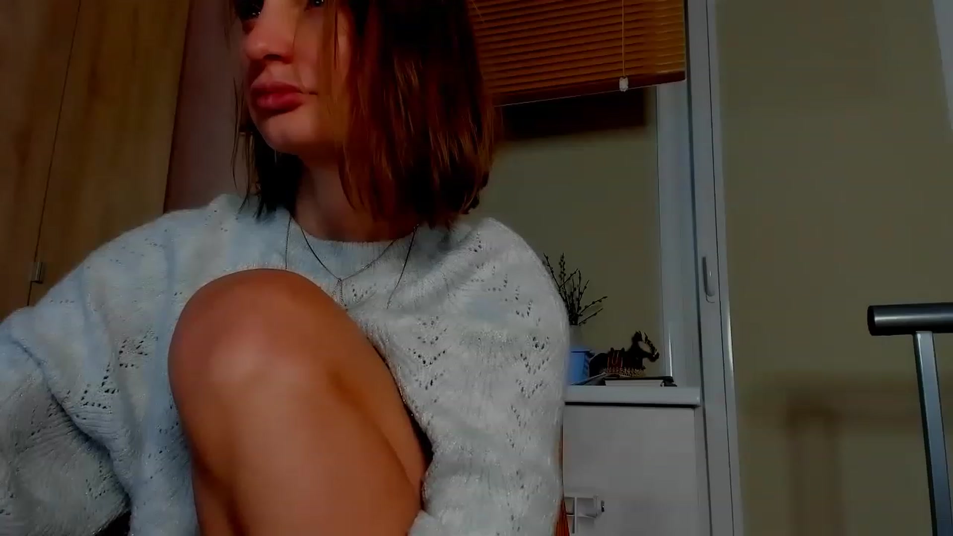Gallery image thumbnail from Elenapre's myfreecams stream on, 05/11/2023, 08:49 image 19 of 20