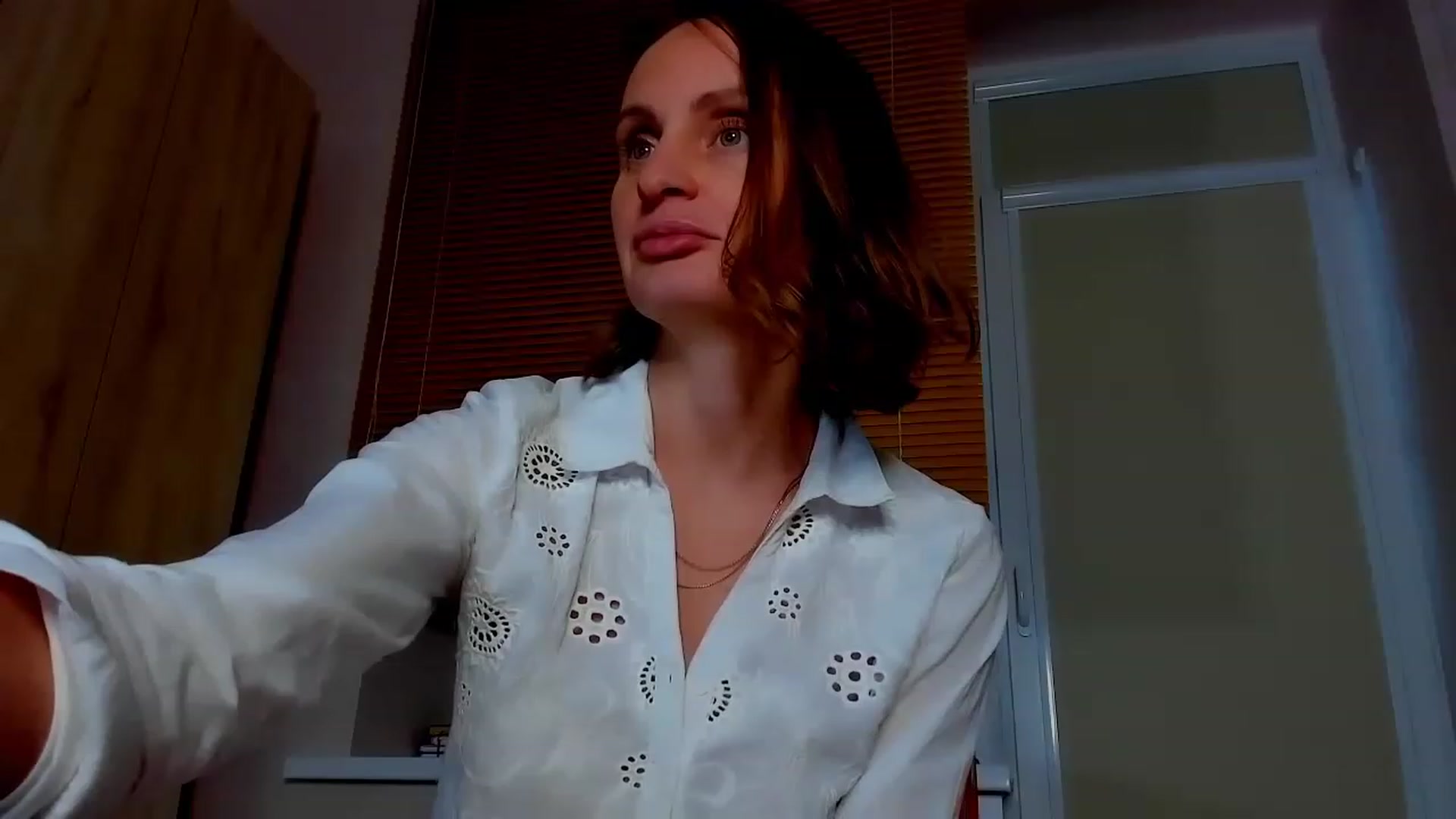 Gallery image thumbnail from Elenapre's myfreecams stream on, 05/12/2023, 07:49 image 10 of 20