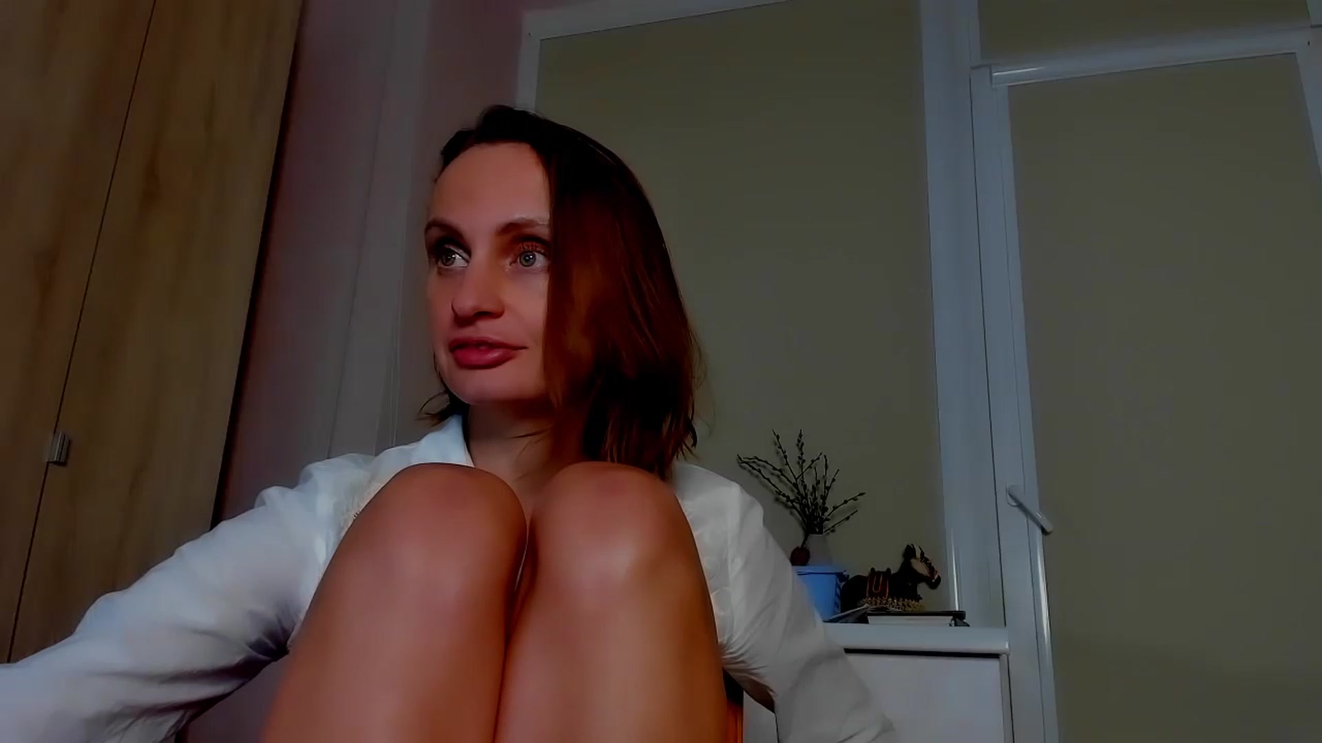Gallery image thumbnail from Elenapre's myfreecams stream on, 05/13/2023, 09:22 image 19 of 20