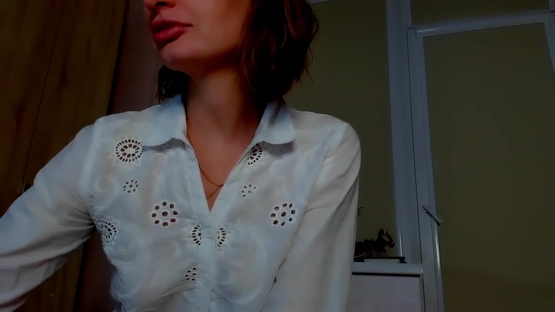 Gallery image thumbnail from Elenapre's myfreecams stream on, 05/13/2023, 10:43 image 3 of 20