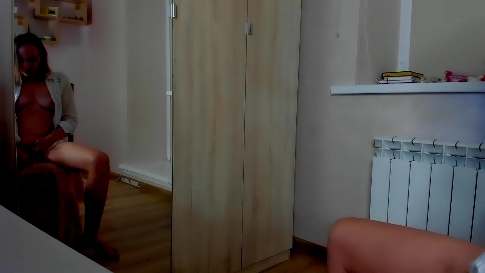 Gallery image thumbnail from Elenapre's myfreecams stream on, 05/13/2023, 10:43 image 12 of 20