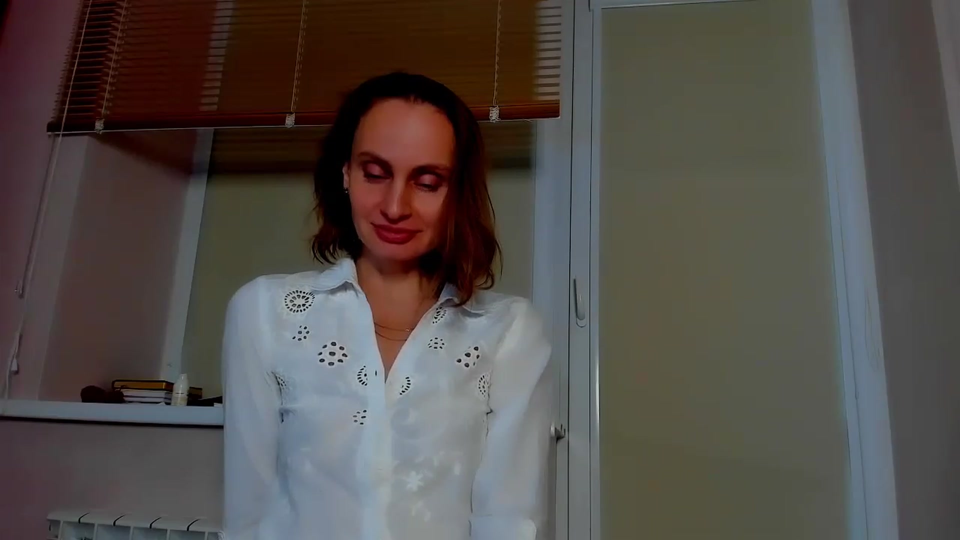 Gallery image thumbnail from Elenapre's myfreecams stream on, 05/20/2023, 09:06 image 7 of 20