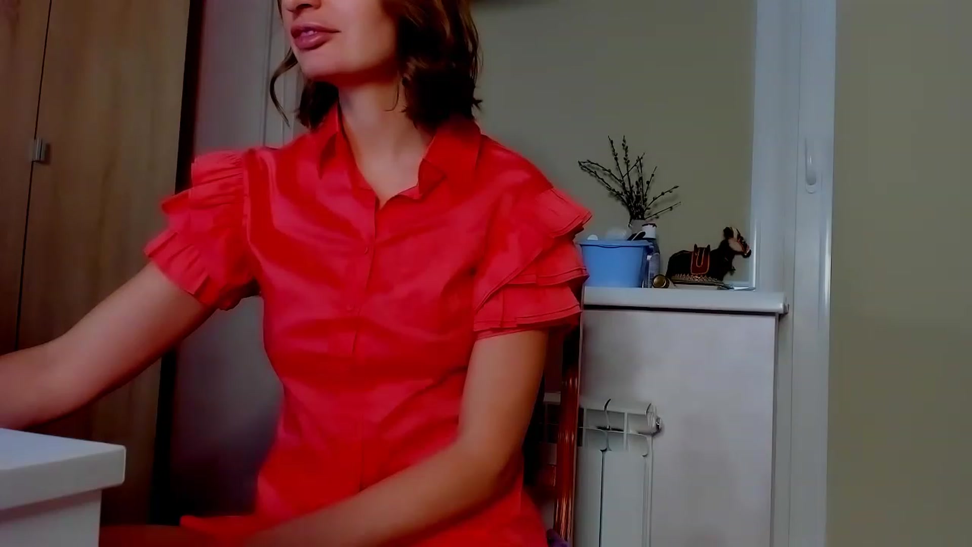 Gallery image thumbnail from Elenapre's myfreecams stream on, 05/26/2023, 07:31 image 10 of 20