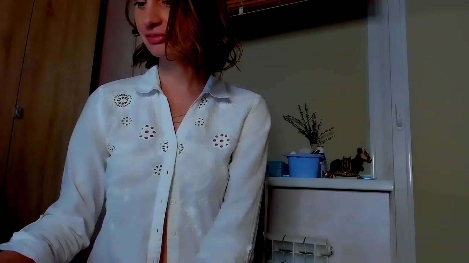Gallery image thumbnail from Elenapre's myfreecams stream on, 05/26/2023, 11:01 image 3 of 20