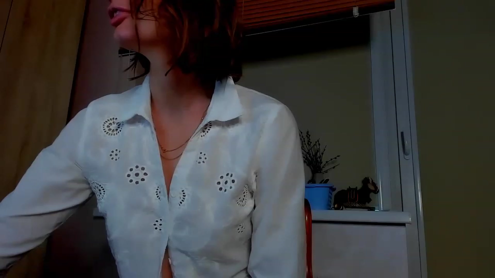 Gallery image thumbnail from Elenapre's myfreecams stream on, 05/27/2023, 08:19 image 11 of 20