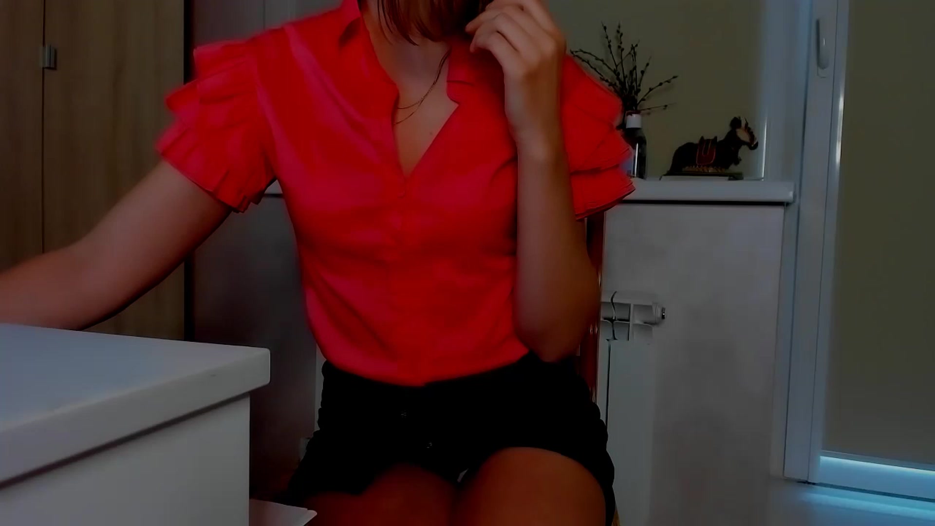 Gallery image thumbnail from Elenapre's myfreecams stream on, 06/03/2023, 04:44 image 2 of 20