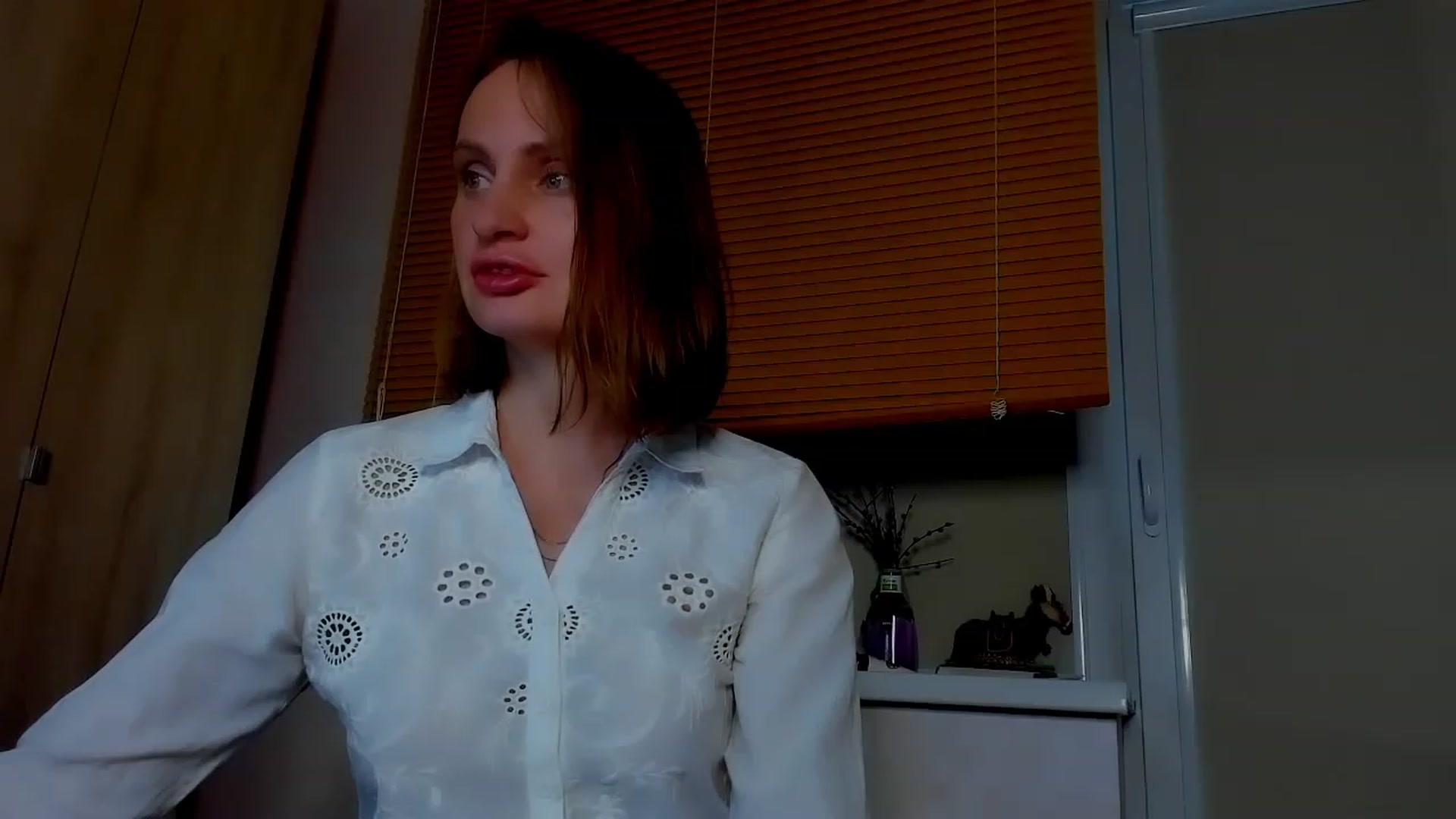 Gallery image thumbnail from Elenapre's myfreecams stream on, 06/05/2023, 04:41 image 3 of 20
