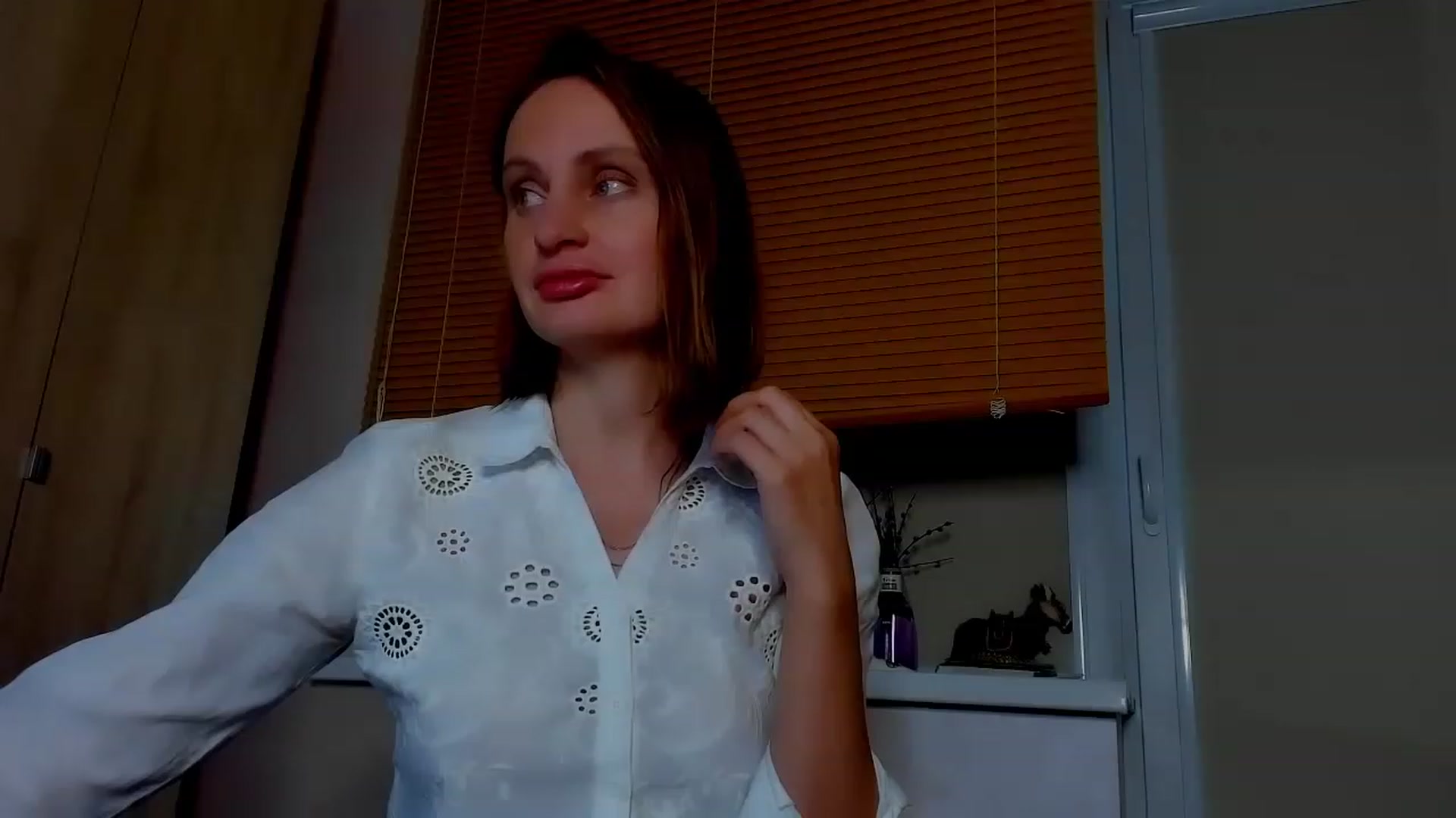 Gallery image thumbnail from Elenapre's myfreecams stream on, 06/05/2023, 04:41 image 2 of 20