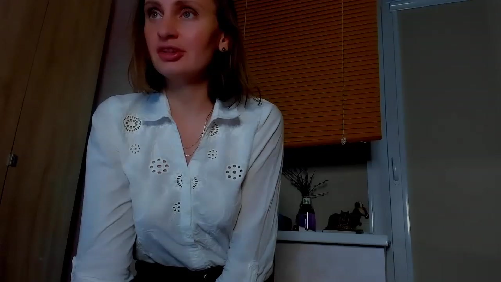 Gallery image thumbnail from Elenapre's myfreecams stream on, 06/05/2023, 04:41 image 18 of 20
