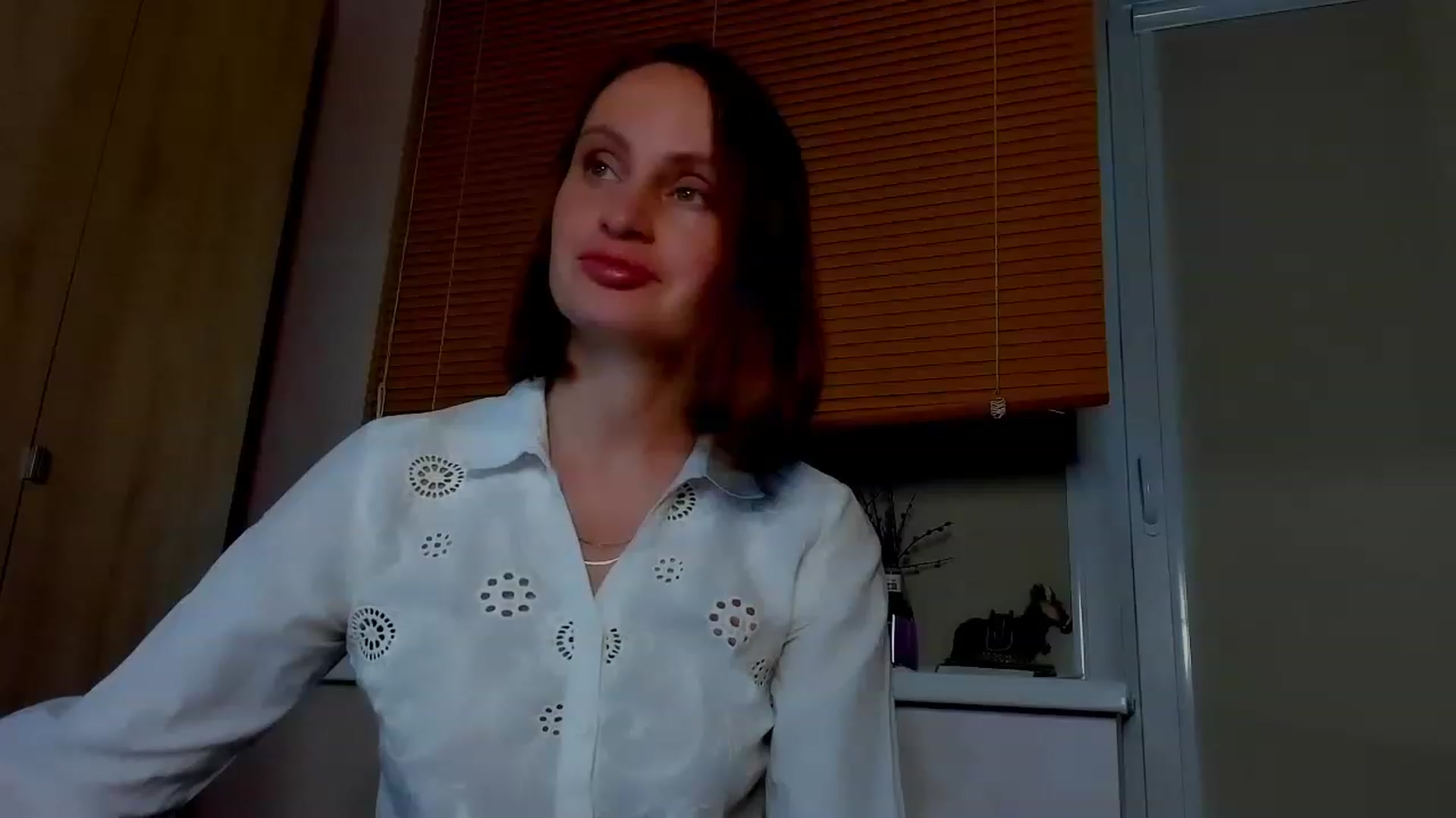 Gallery image thumbnail from Elenapre's myfreecams stream on, 06/05/2023, 04:41 image 1 of 20
