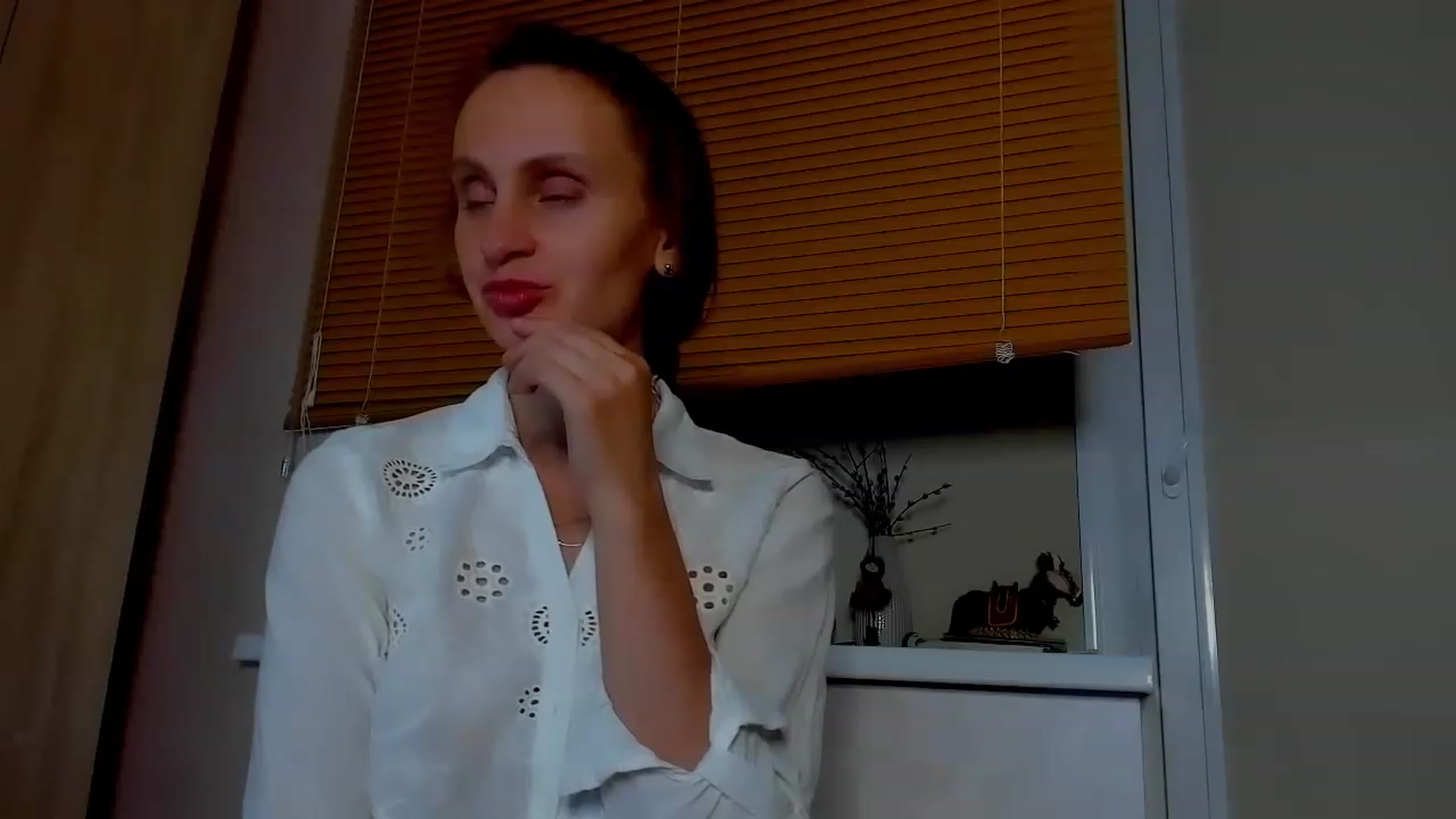 Gallery image thumbnail from Elenapre's myfreecams stream on, 06/09/2023, 07:34 image 3 of 20