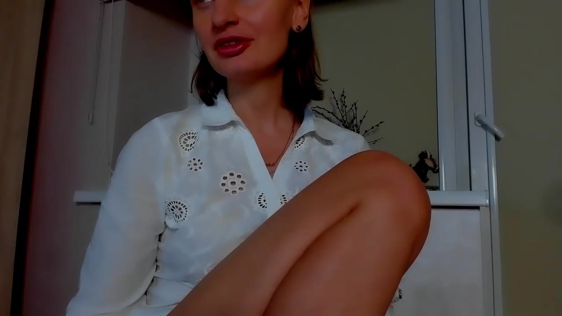 Gallery image thumbnail from Elenapre's myfreecams stream on, 06/10/2023, 07:39 image 19 of 20