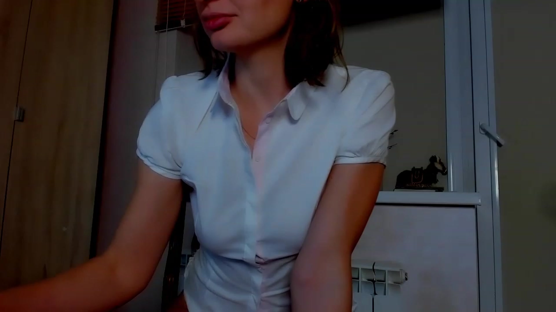 Gallery image thumbnail from Elenapre's myfreecams stream on, 06/10/2023, 07:39 image 8 of 20