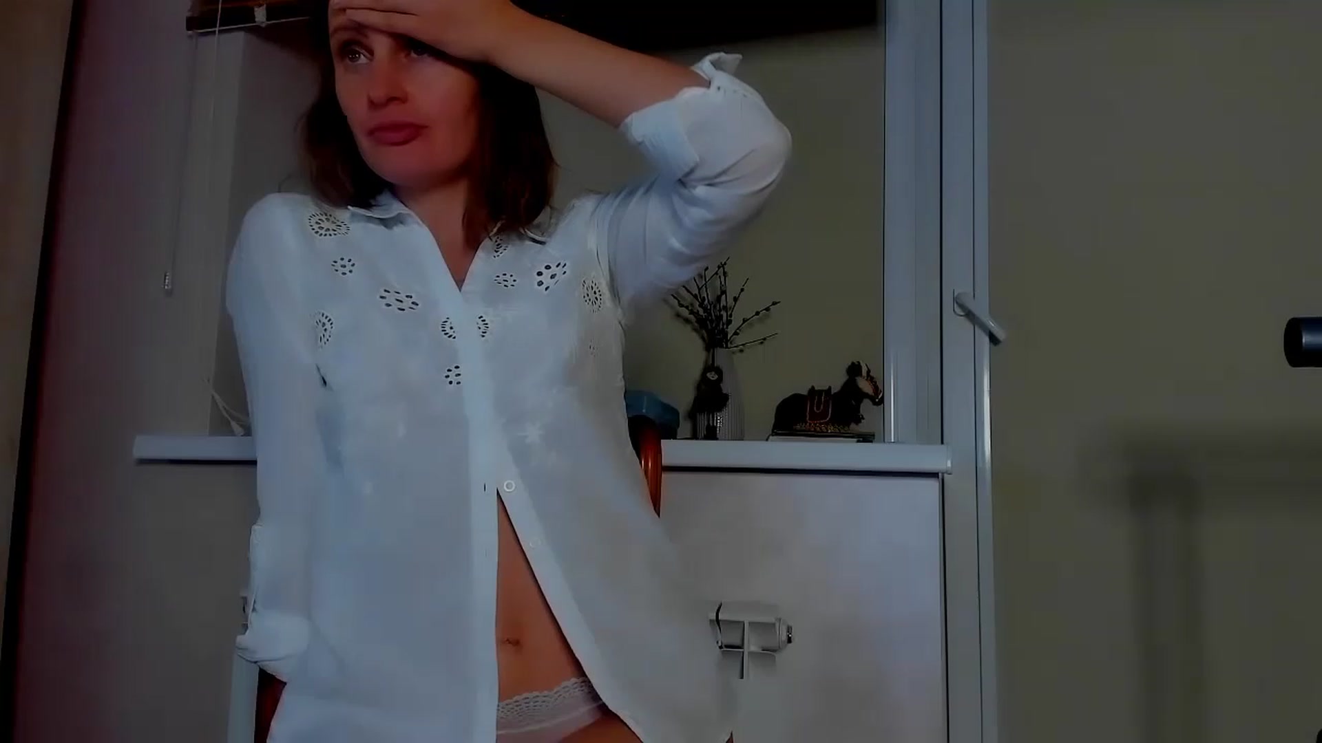 Gallery image thumbnail from Elenapre's myfreecams stream on, 06/10/2023, 07:39 image 15 of 20