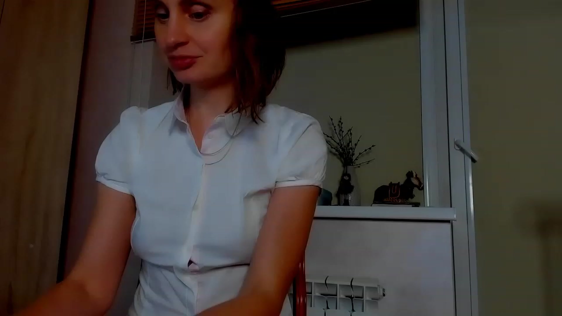 Gallery image thumbnail from Elenapre's myfreecams stream on, 06/10/2023, 07:39 image 1 of 20