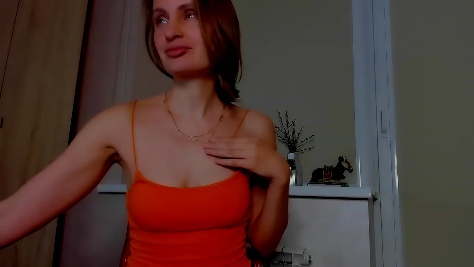 Gallery image thumbnail from Elenapre's myfreecams stream on, 06/13/2023, 04:27 image 10 of 20