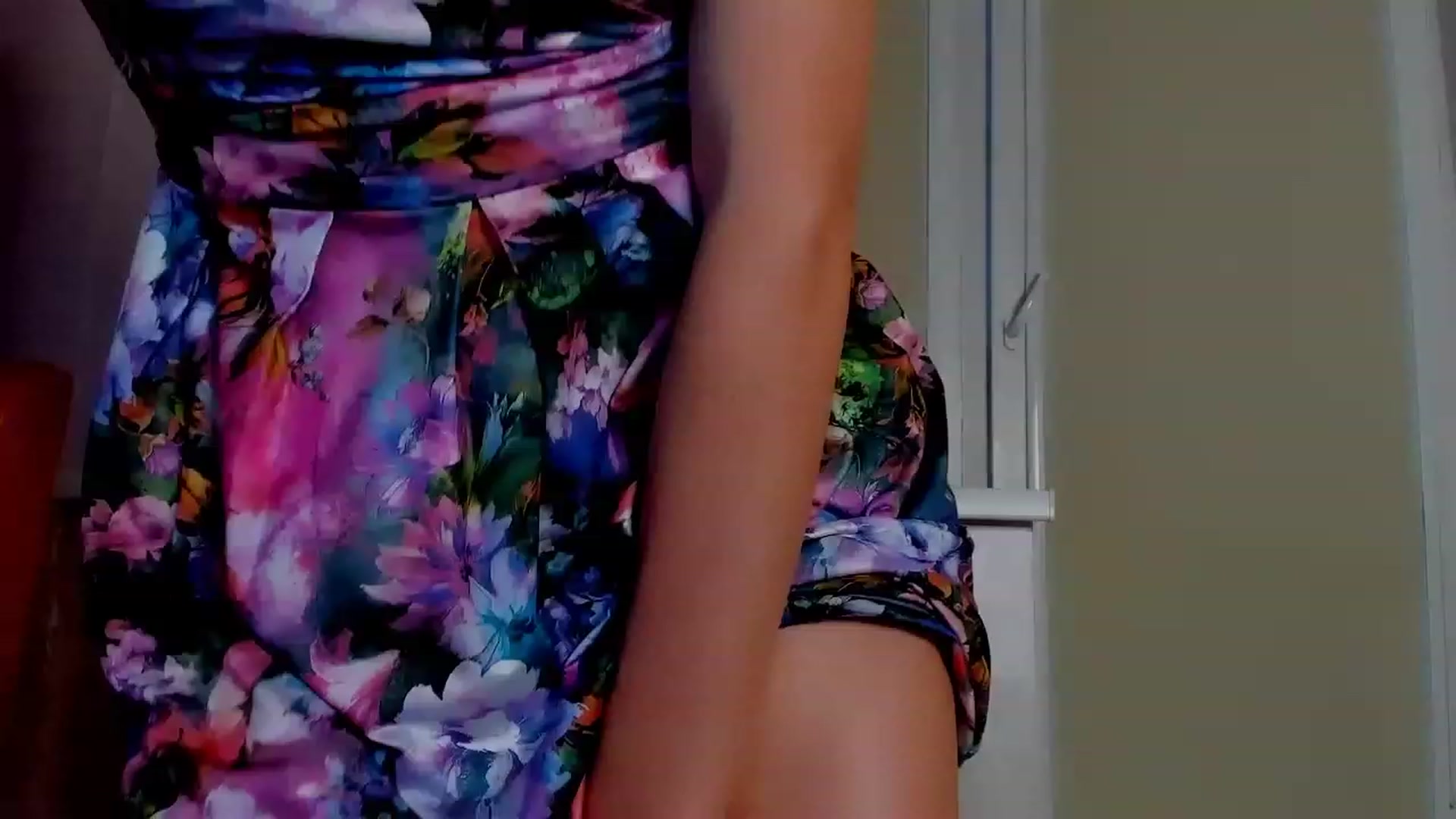 Gallery image thumbnail from Elenapre's myfreecams stream on, 06/15/2023, 05:13 image 1 of 20