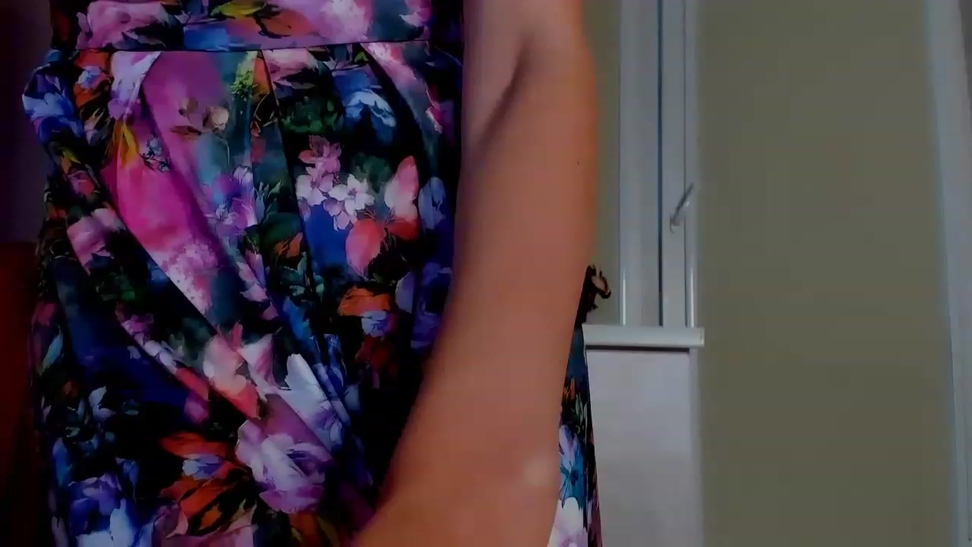 Gallery image thumbnail from Elenapre's myfreecams stream on, 06/15/2023, 05:13 image 2 of 20