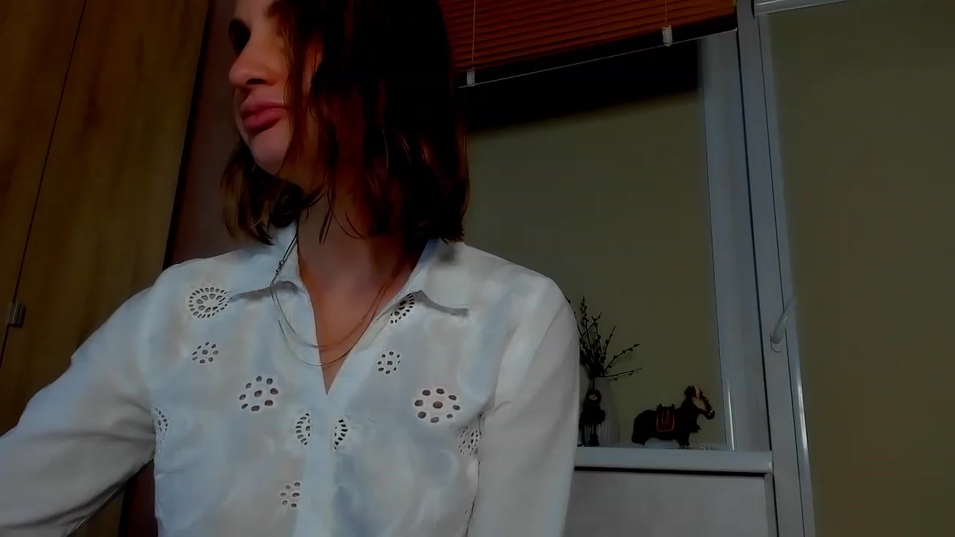 Gallery image thumbnail from Elenapre's myfreecams stream on, 06/15/2023, 08:06 image 4 of 20